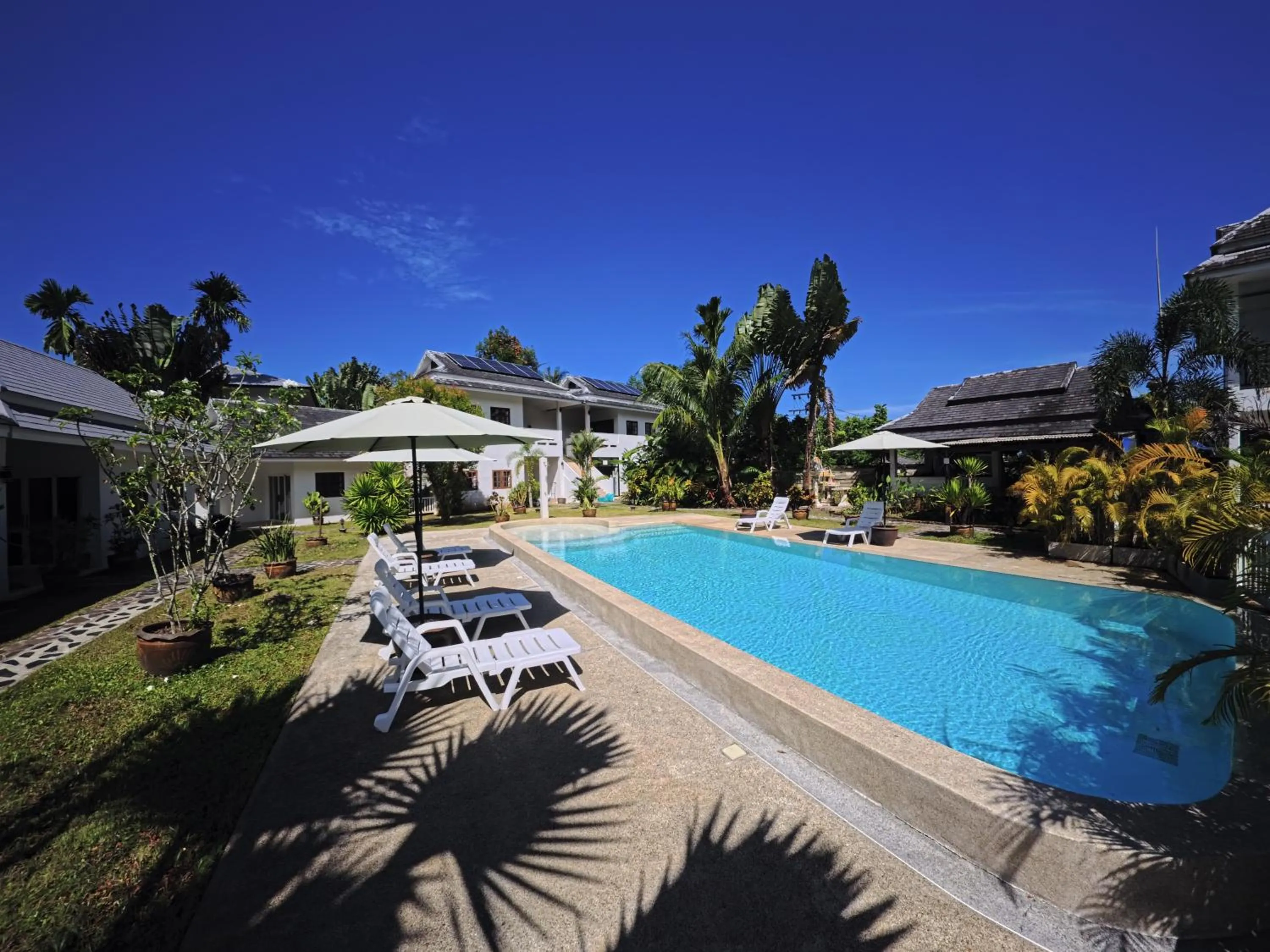 Villa Colina Khao Lak Rooms and Bungalows - Adults Only