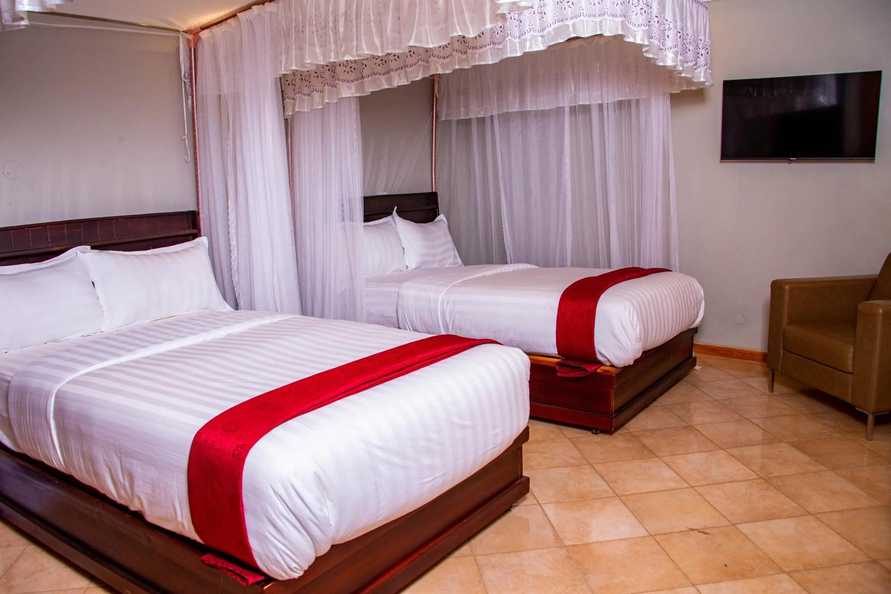 Bedroom, Bed in Lishi Resort Hotel