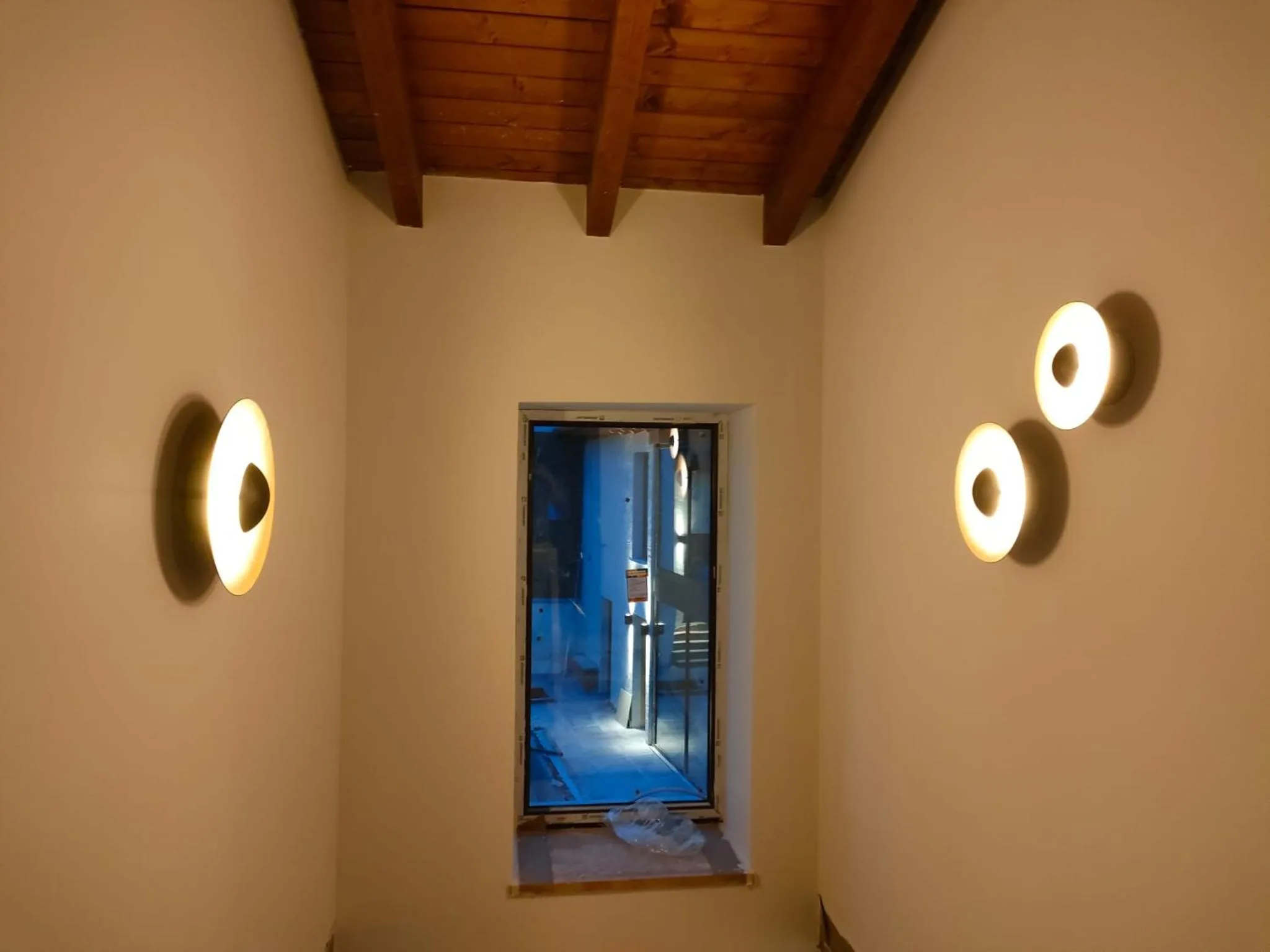 Facade/entrance in Domus Oncinae