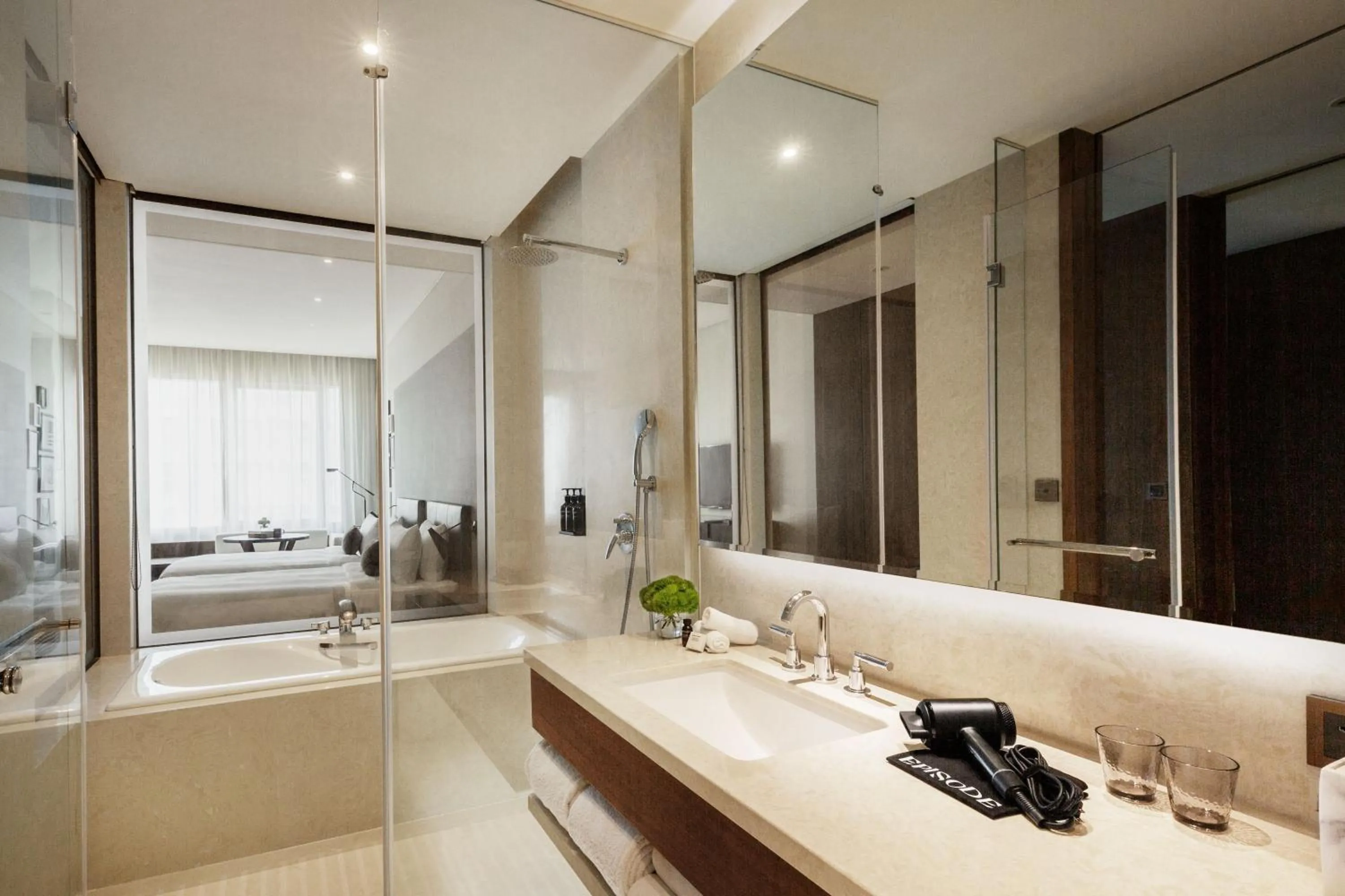 Shower in EPISODE Hsinchu, JdV by Hyatt Hotel
