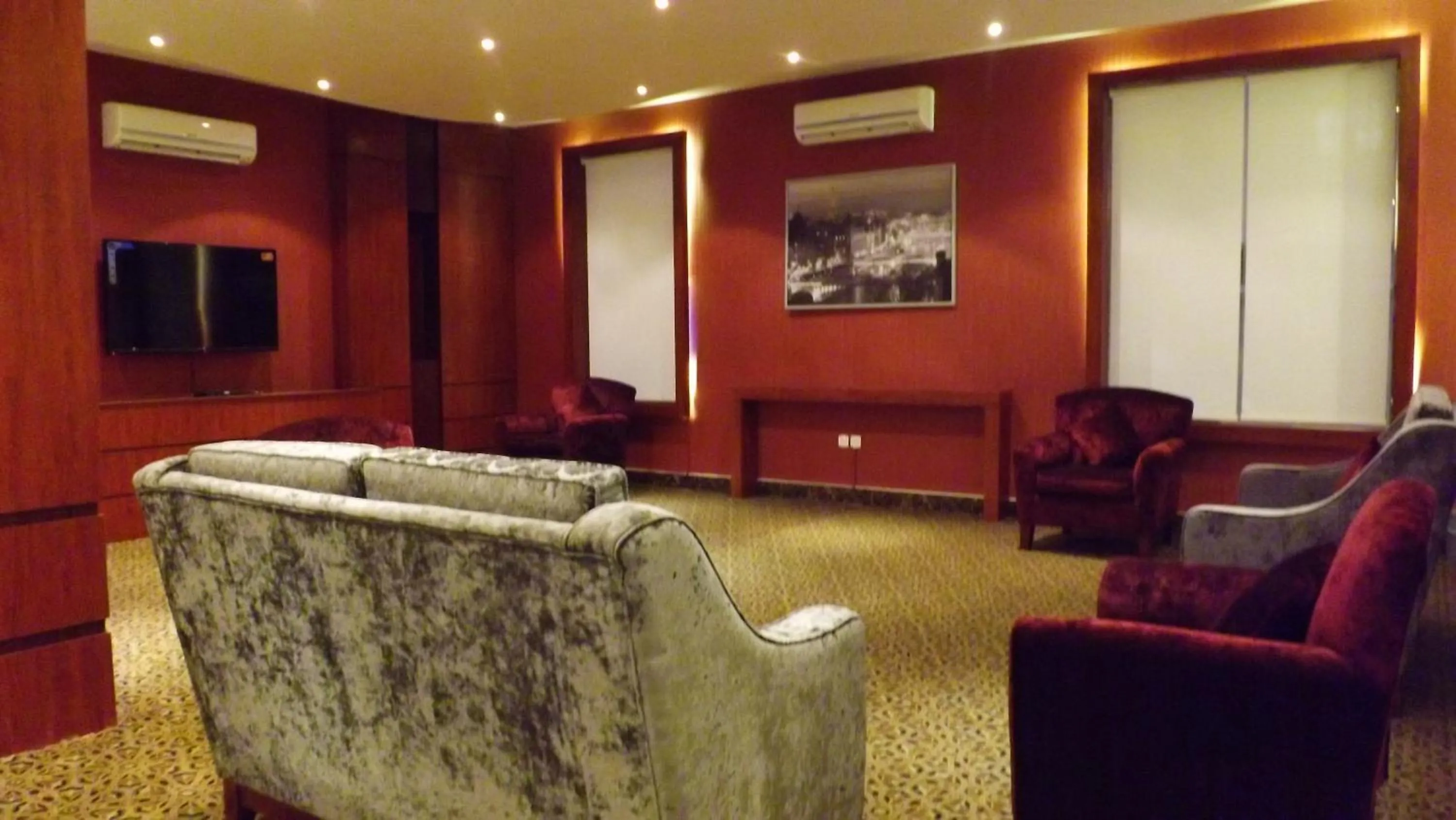 Lobby or reception in Taleen Serviced Apartments AlMasif