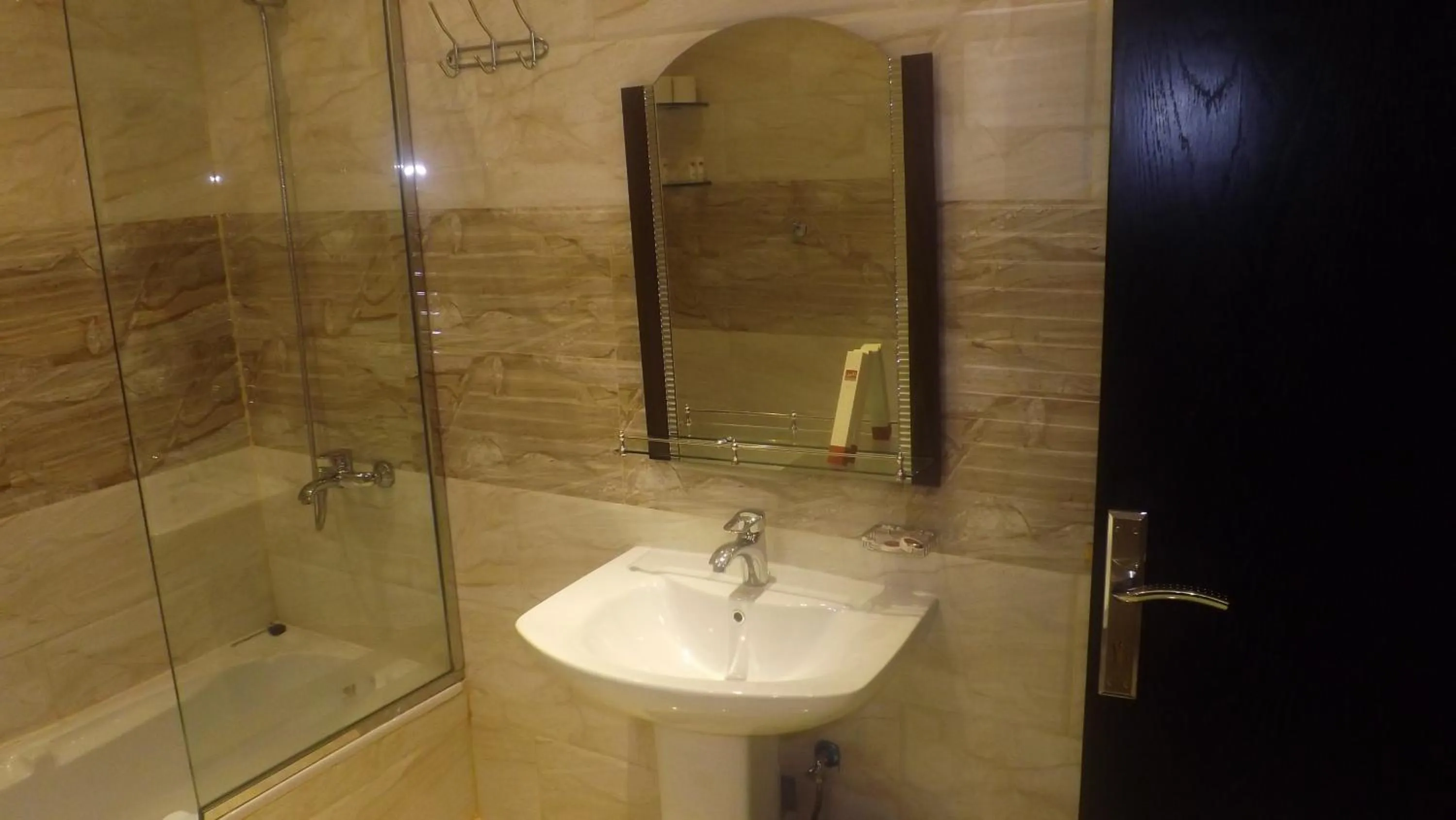 Bathroom in Taleen Serviced Apartments AlMasif