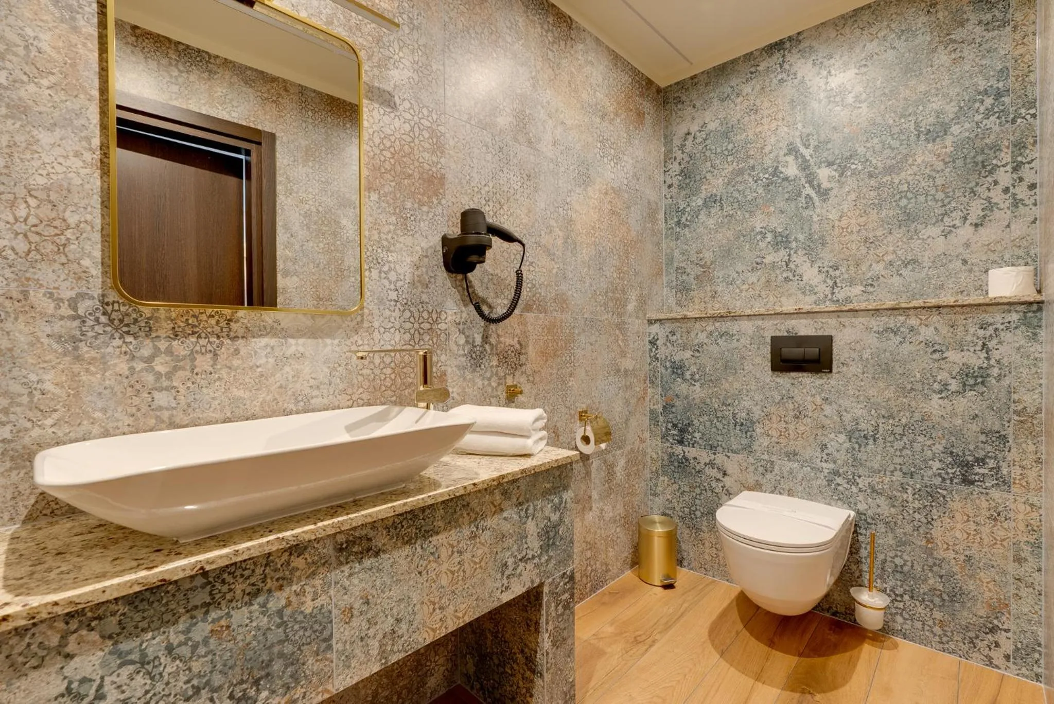 Bathroom in Park Hotel Diament Zabrze - Gliwice