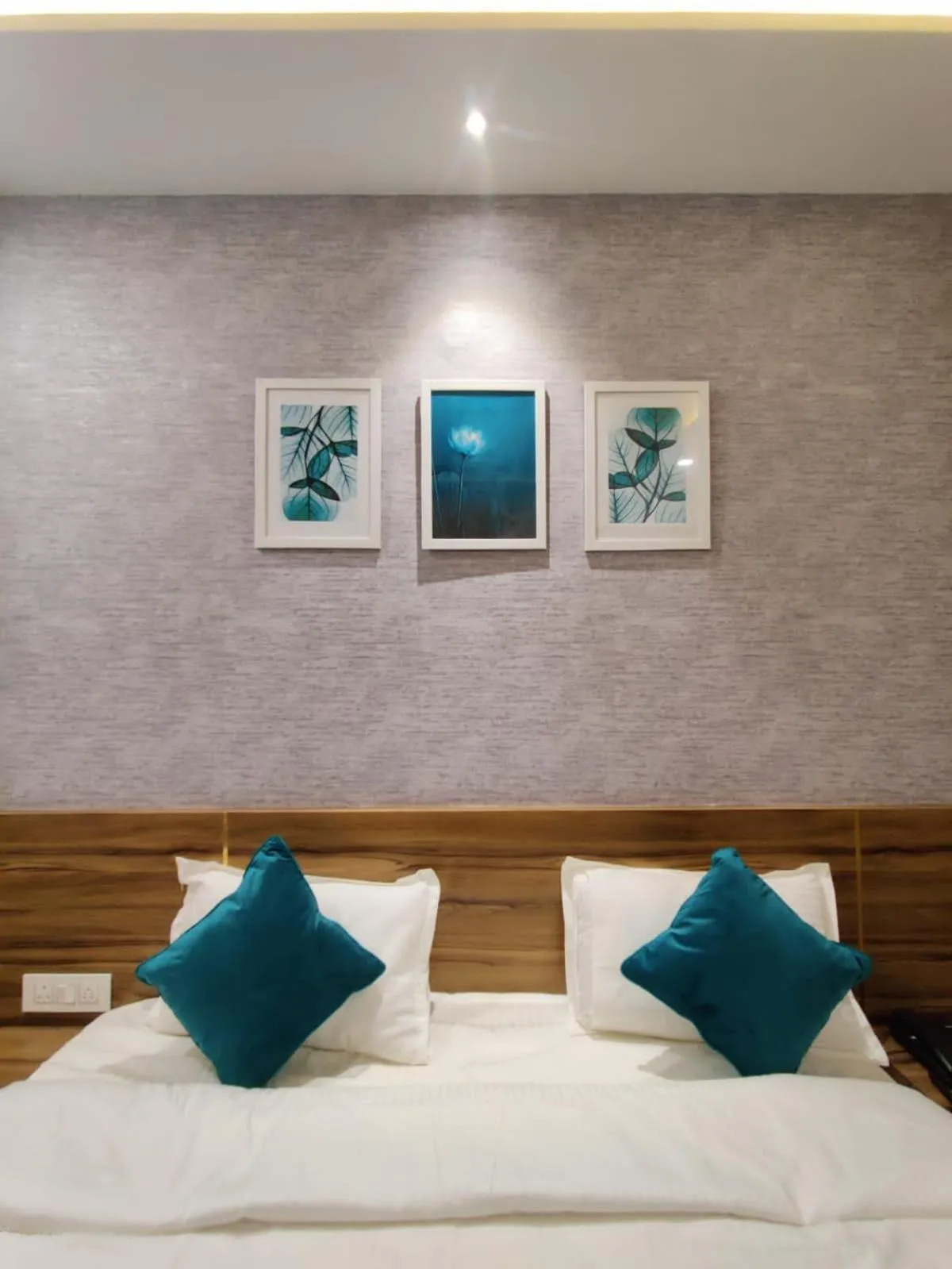 Bed in Gallivanto Inn