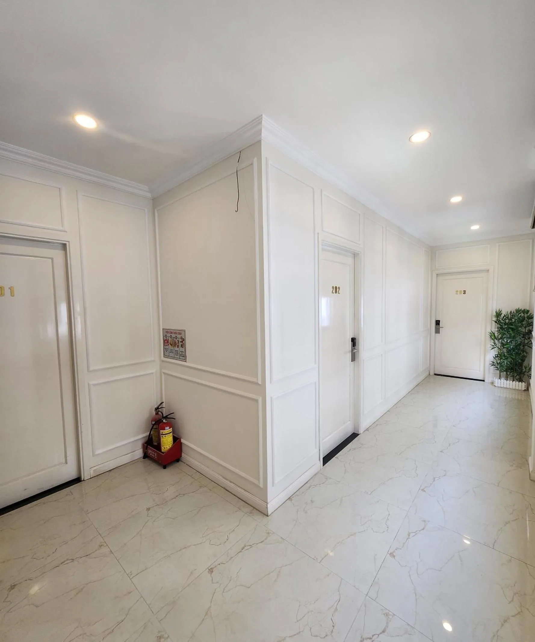 BREAKING DAWN- TAEYANG Hotel Phú Quốc