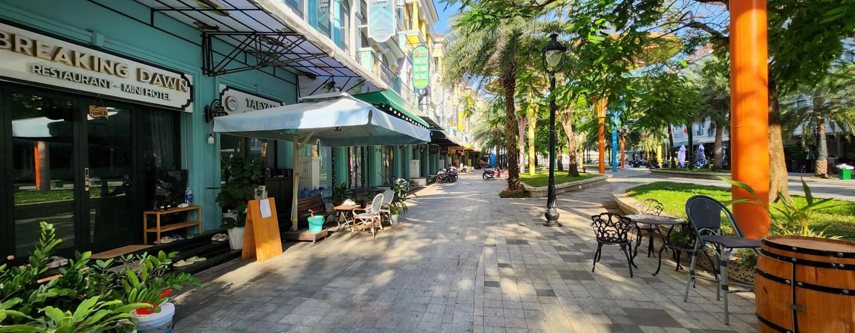 Neighbourhood in BREAKING DAWN- TAEYANG Hotel Phú Quốc