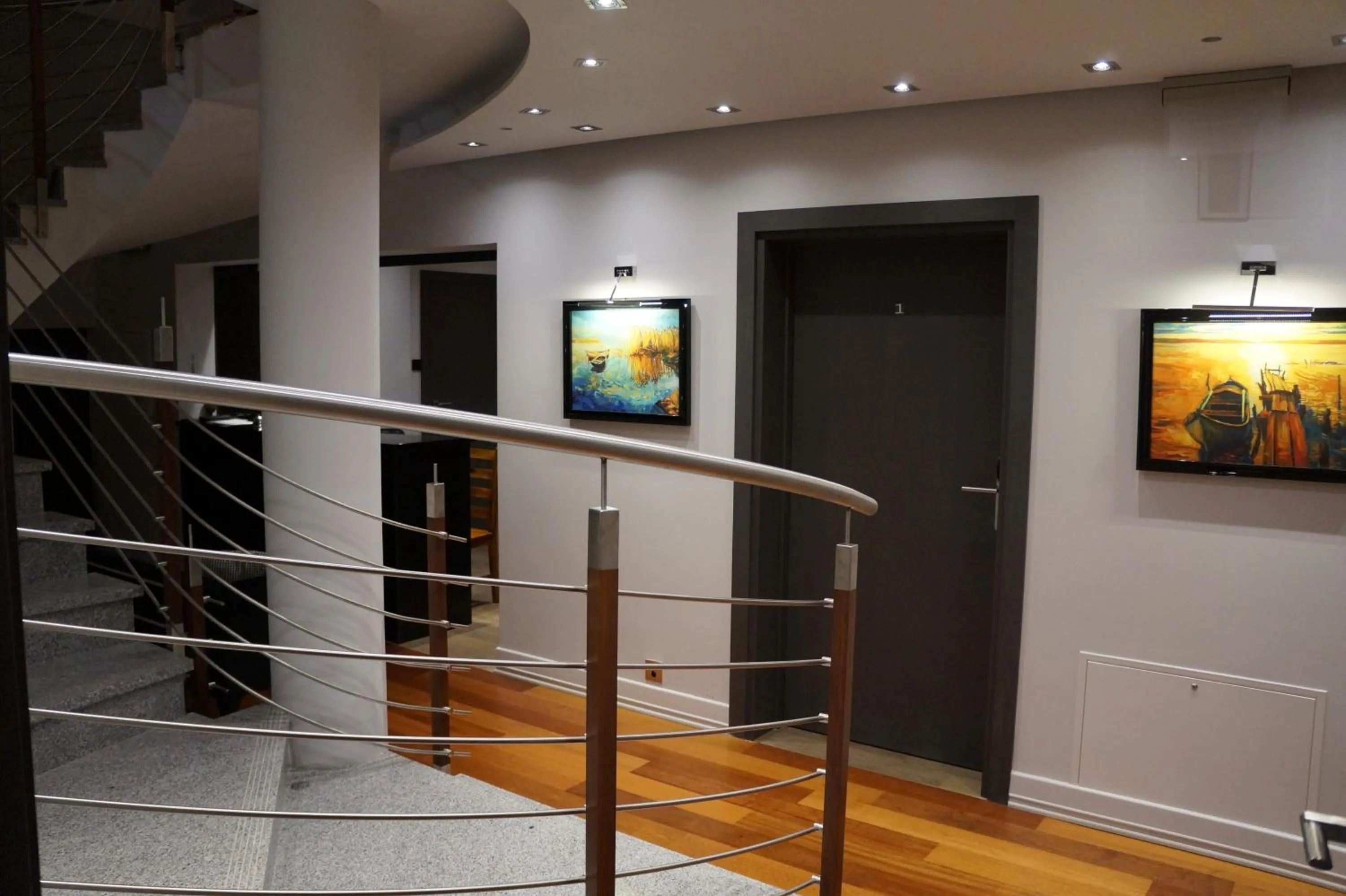 Lobby or reception in Four Winds