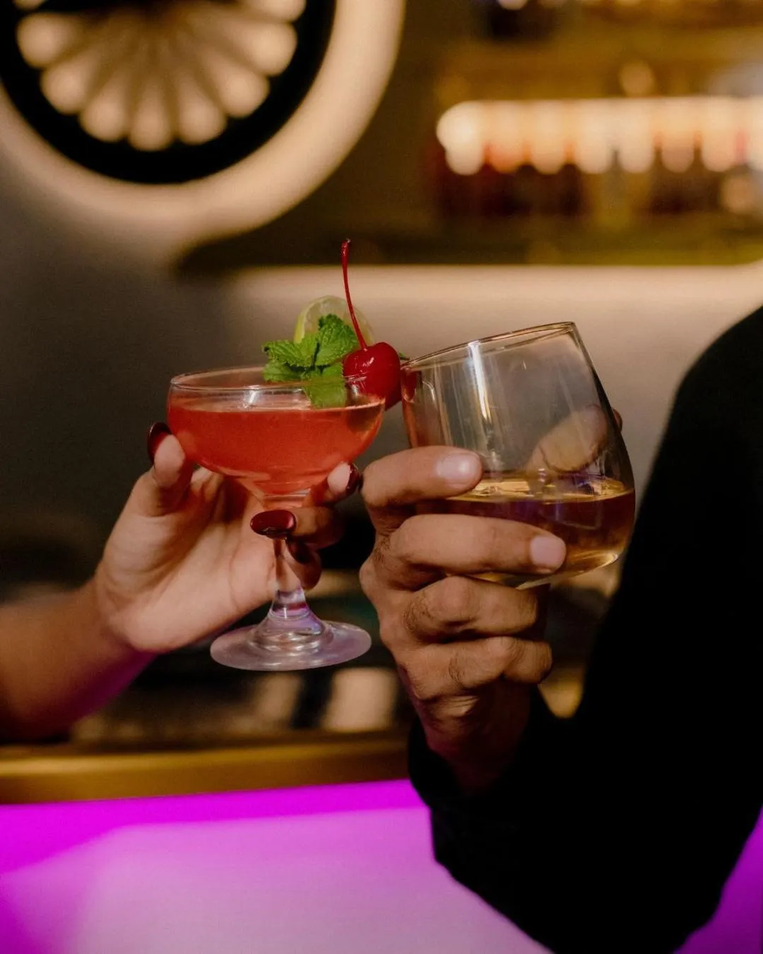 Lounge or bar in The Empyrean Airport Transit Hotel