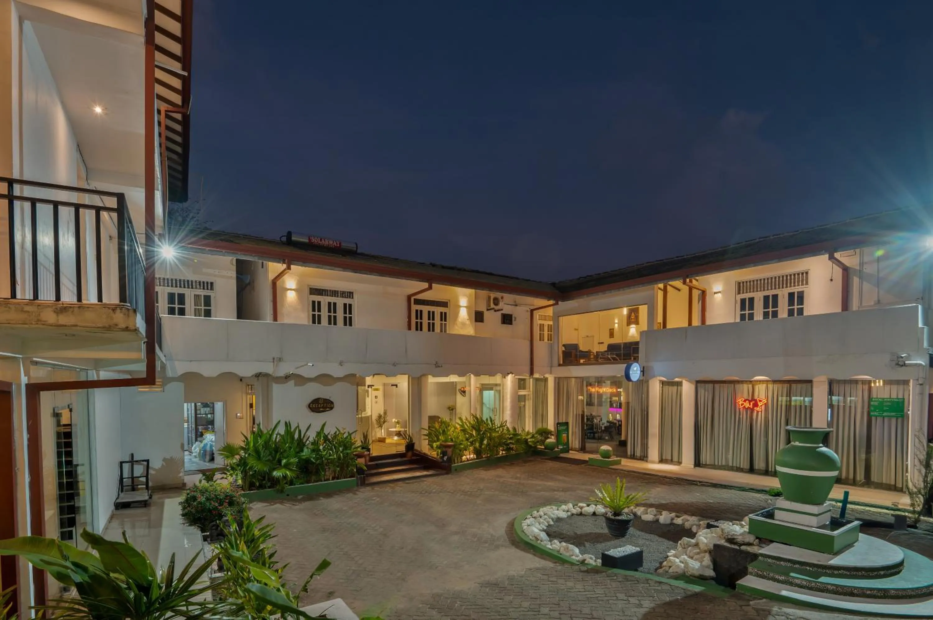 Property building in The Empyrean Airport Transit Hotel