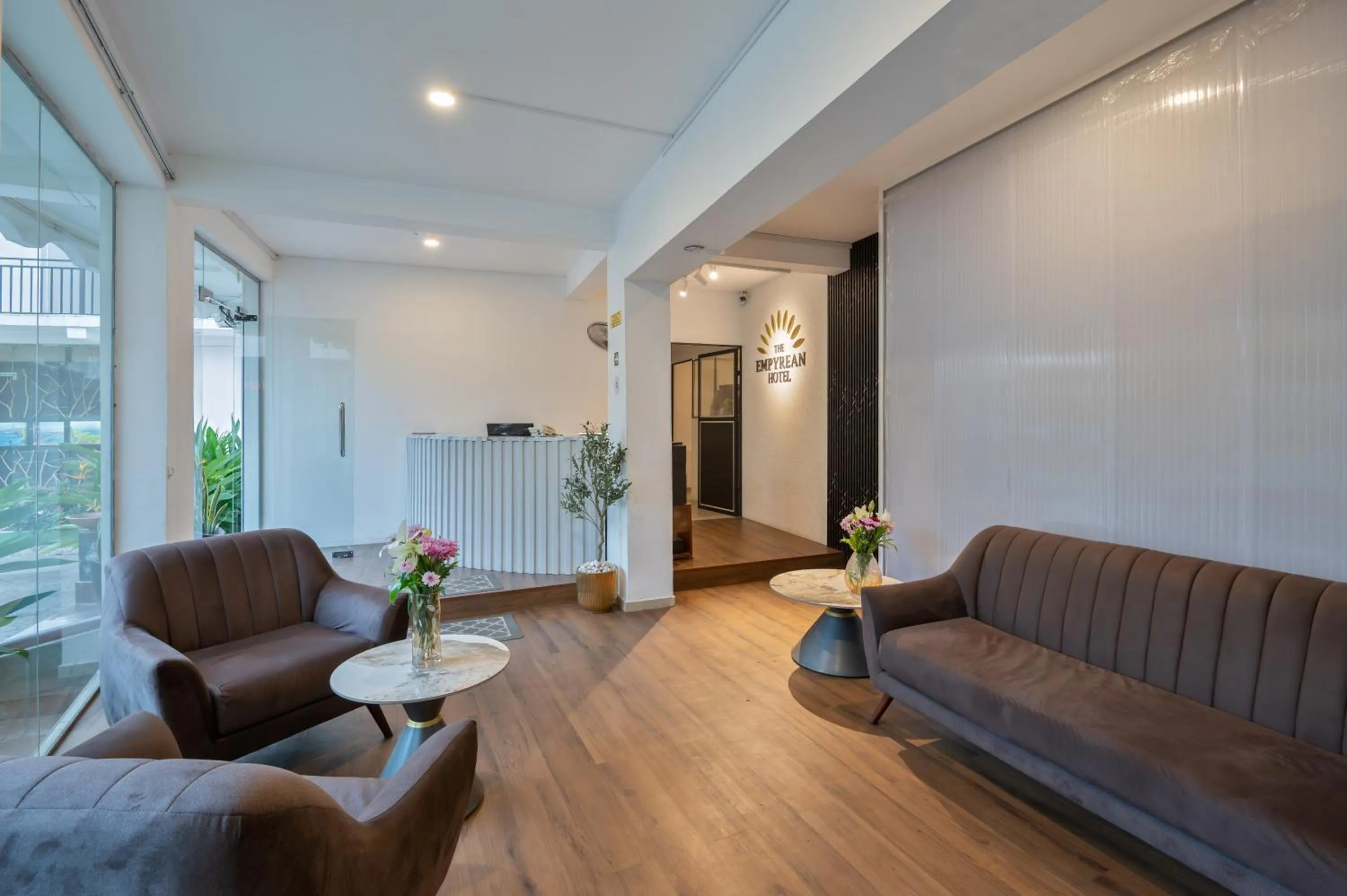 Lobby or reception in The Empyrean Airport Transit Hotel