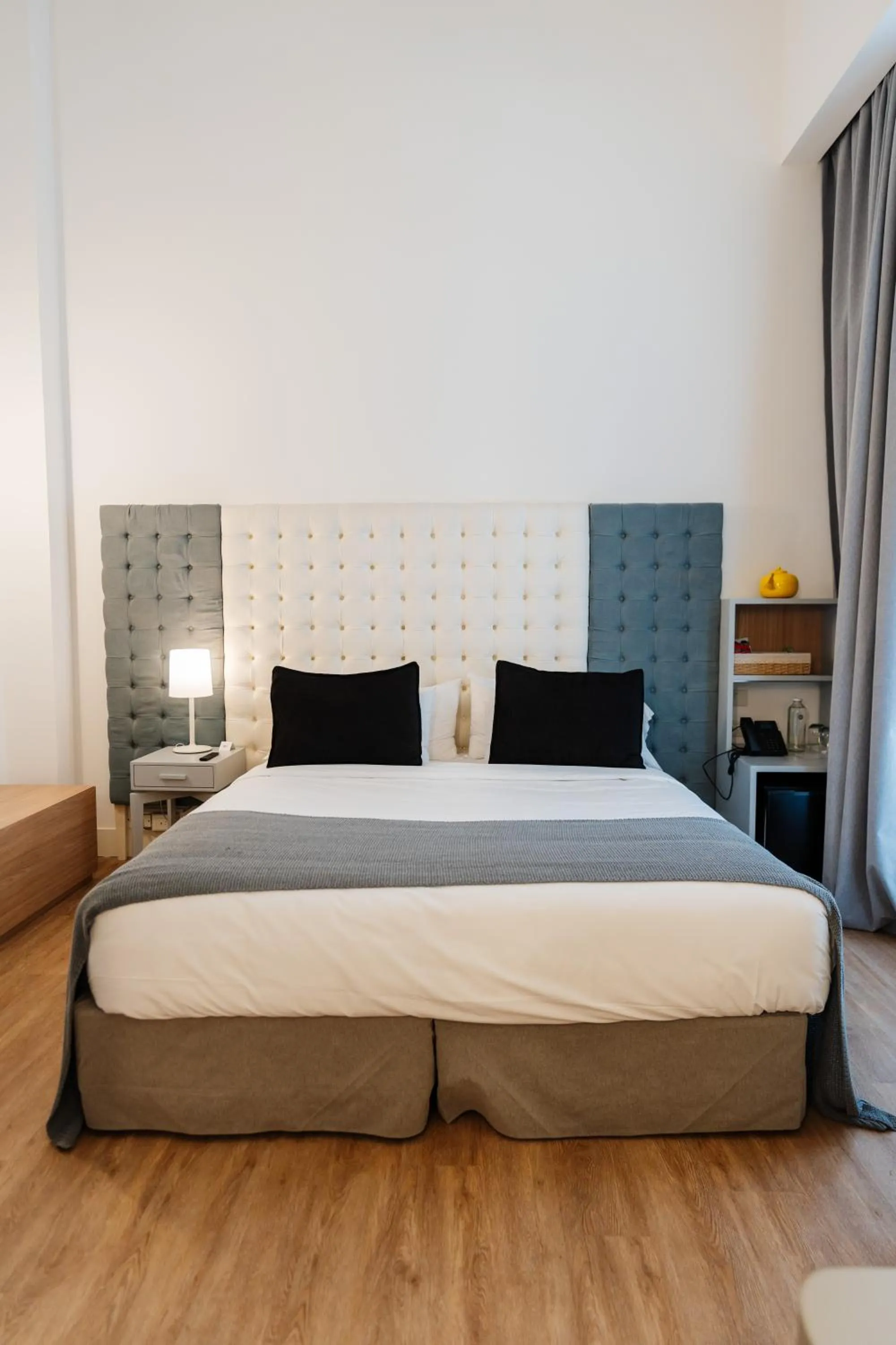 Bed in Vain Boutique Hotel