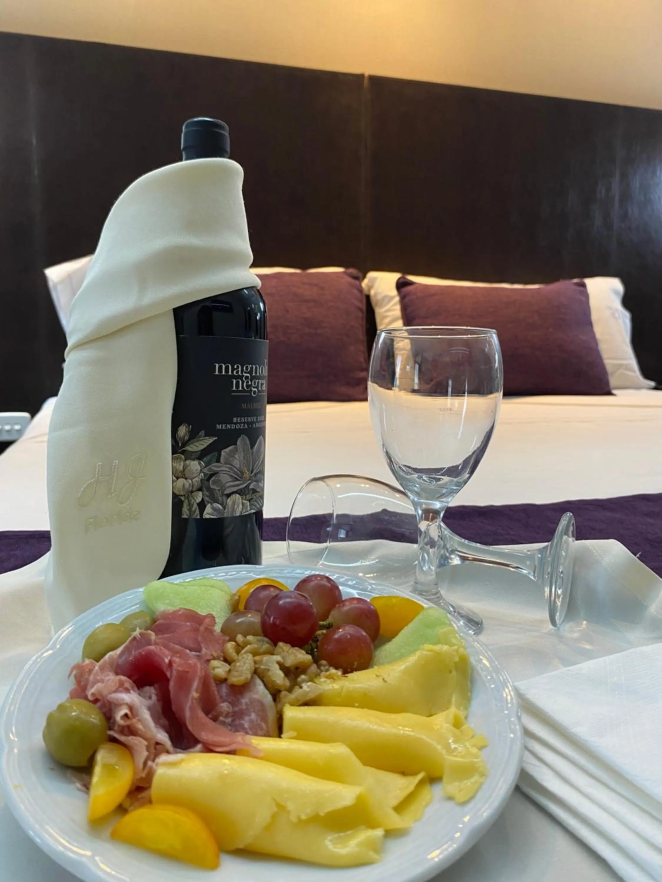 Food in Howard Johnson Plaza by Wyndham Buenos Aires Florida Street