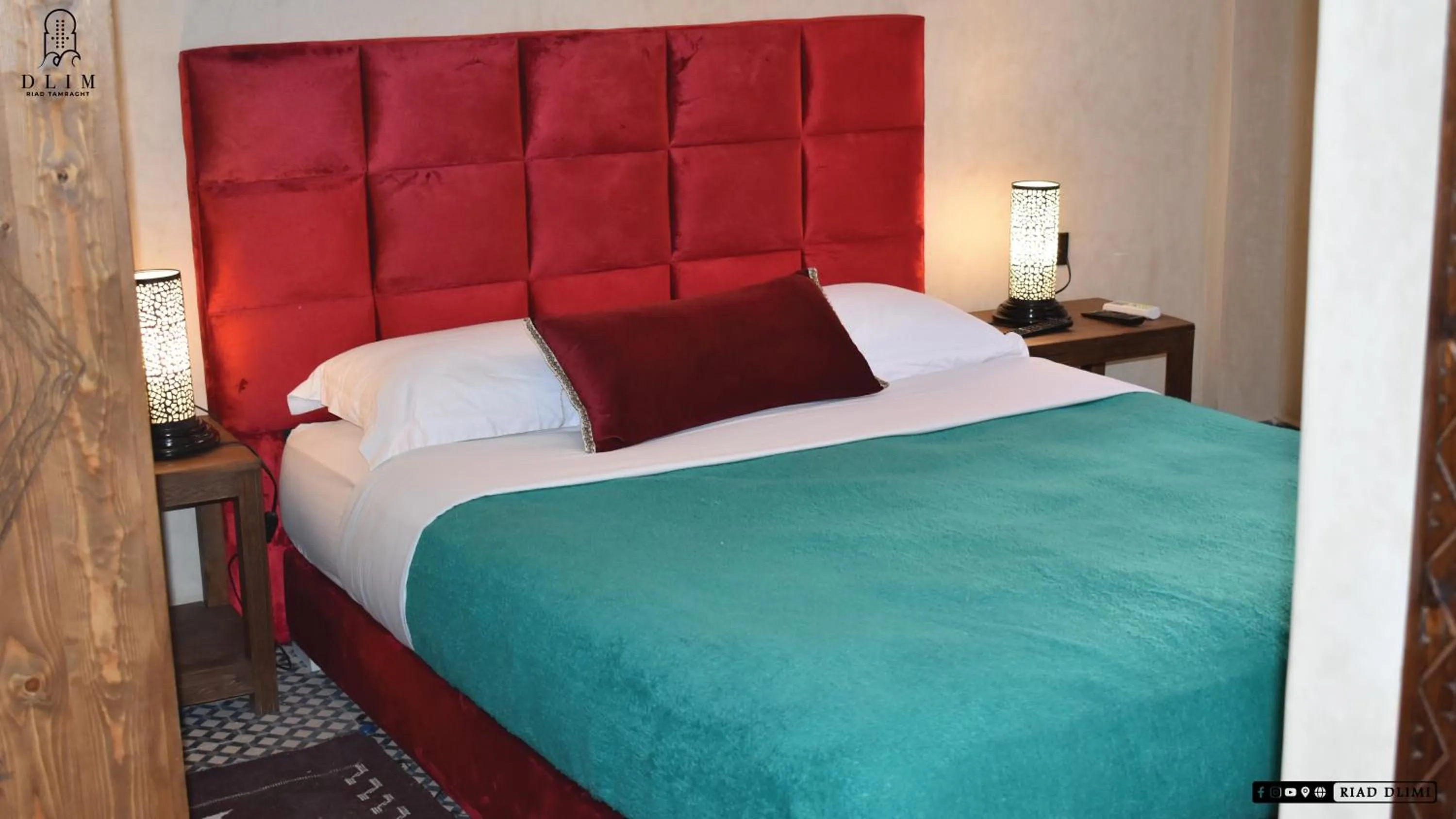 Bedroom, Bed in Auberge RIAD DLIM Tamraght
