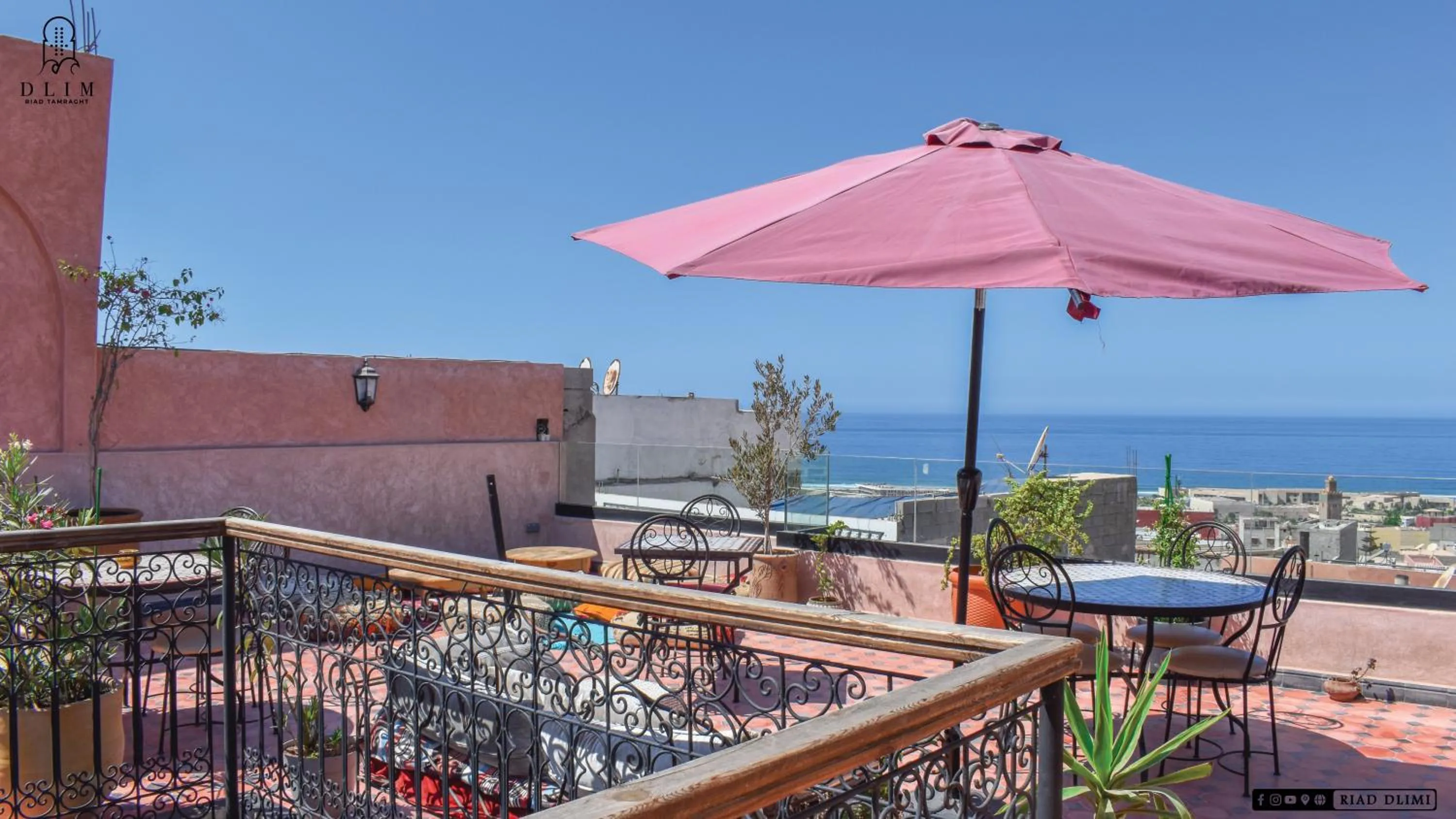 Patio in Auberge RIAD DLIM Tamraght