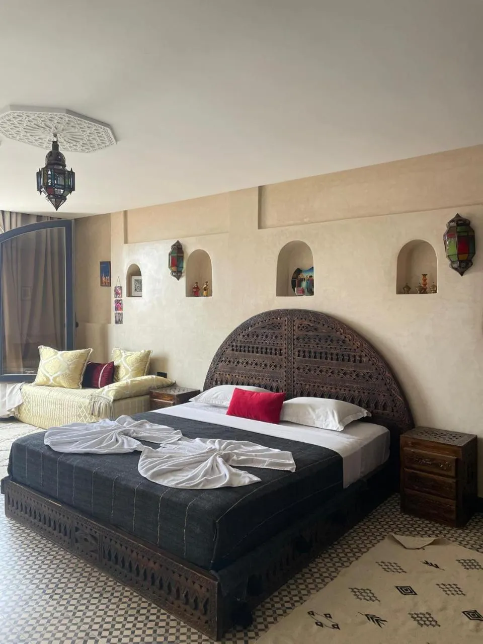 Photo of the whole room, Bed in Auberge RIAD DLIM Tamraght