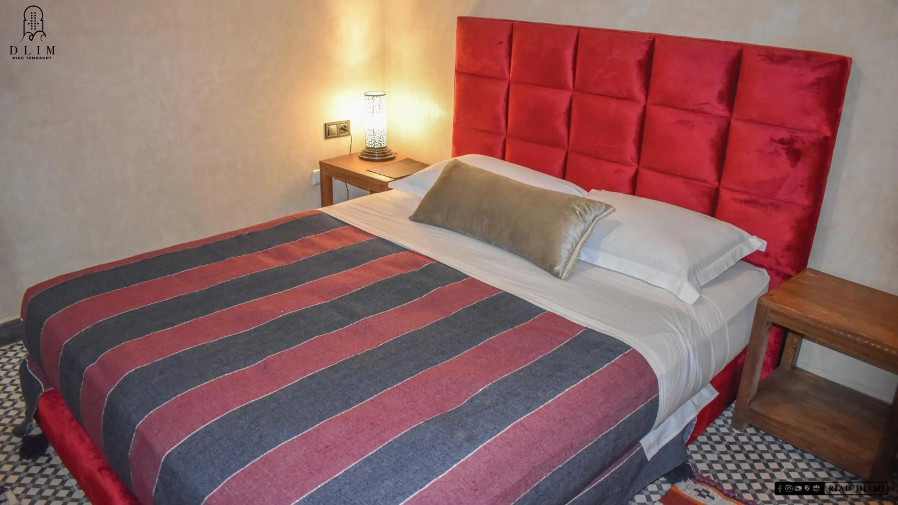 Bedroom, Bed in Auberge RIAD DLIM Tamraght