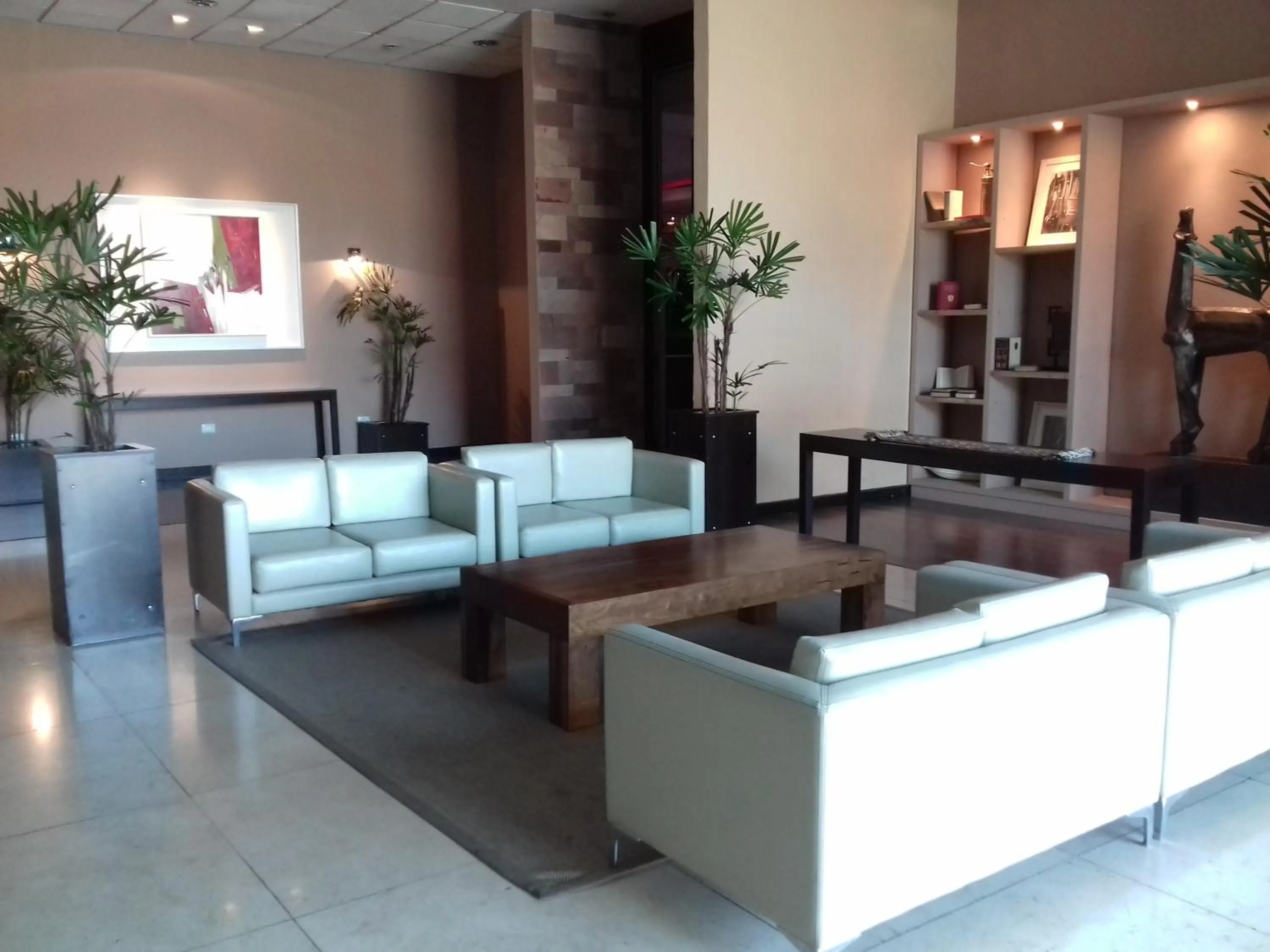 Lobby or reception in Hotel Tower Inn & Suites