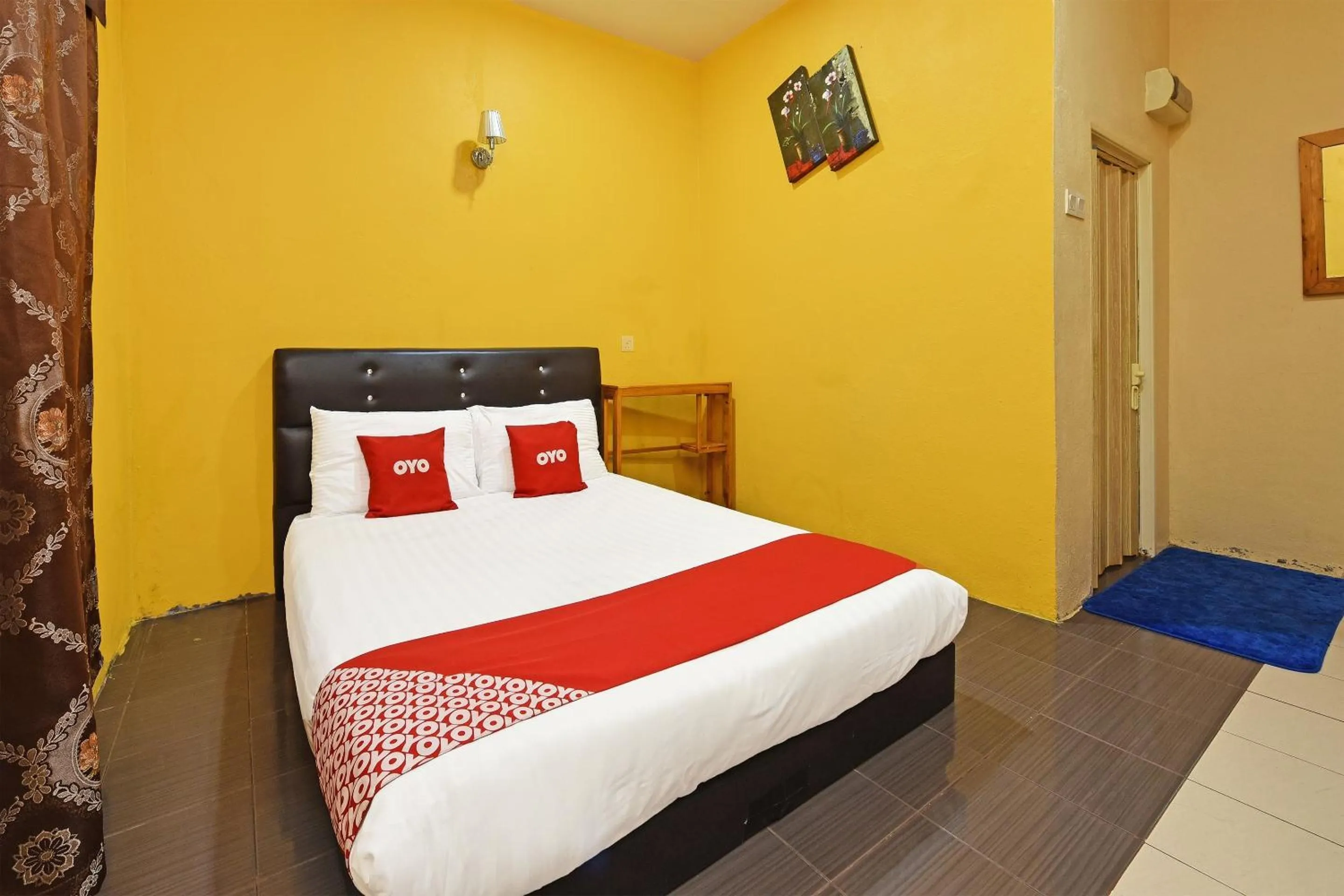 Bedroom, Bed in Hotel O Awan Biru Motel