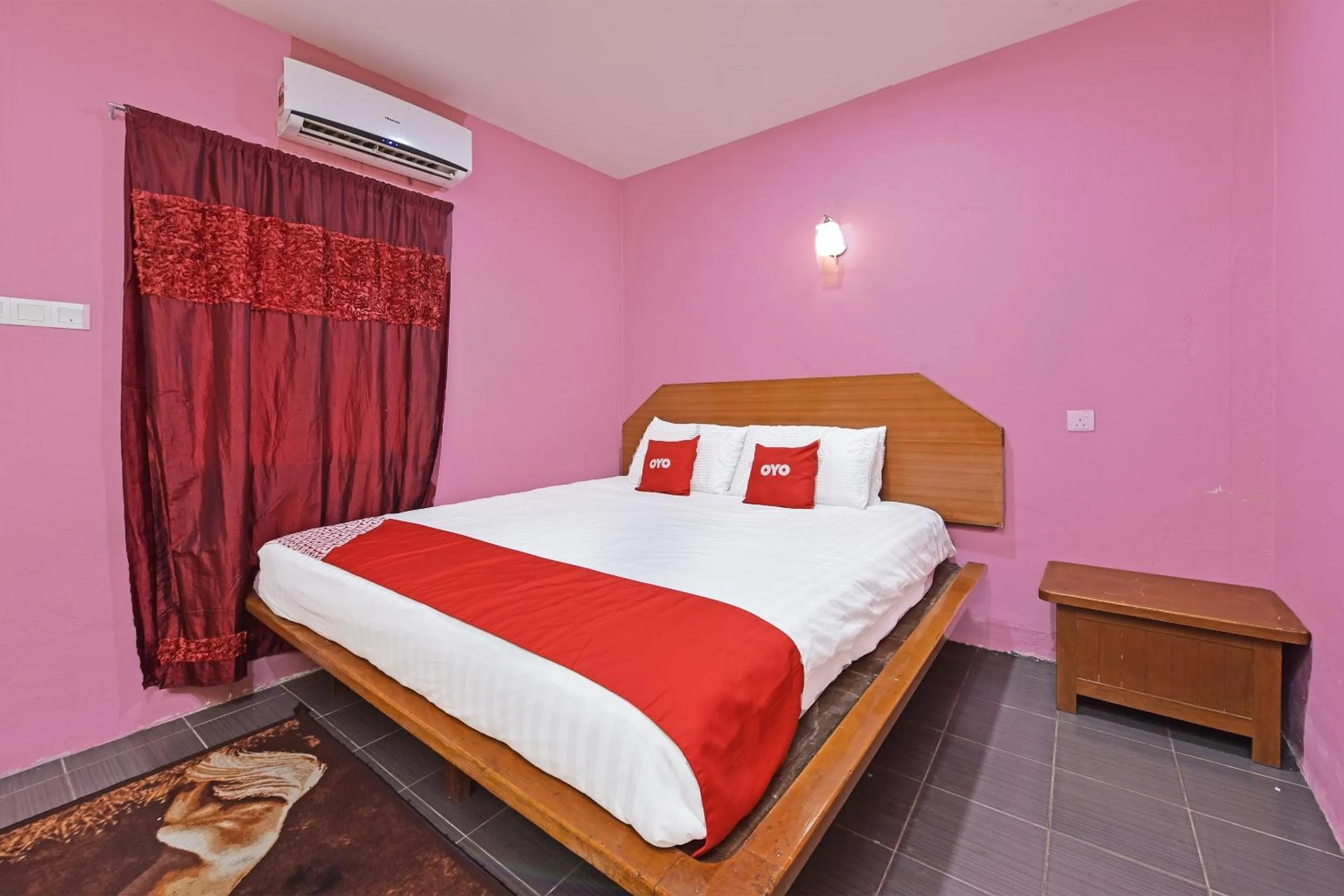 Bedroom, Bed in Hotel O Awan Biru Motel