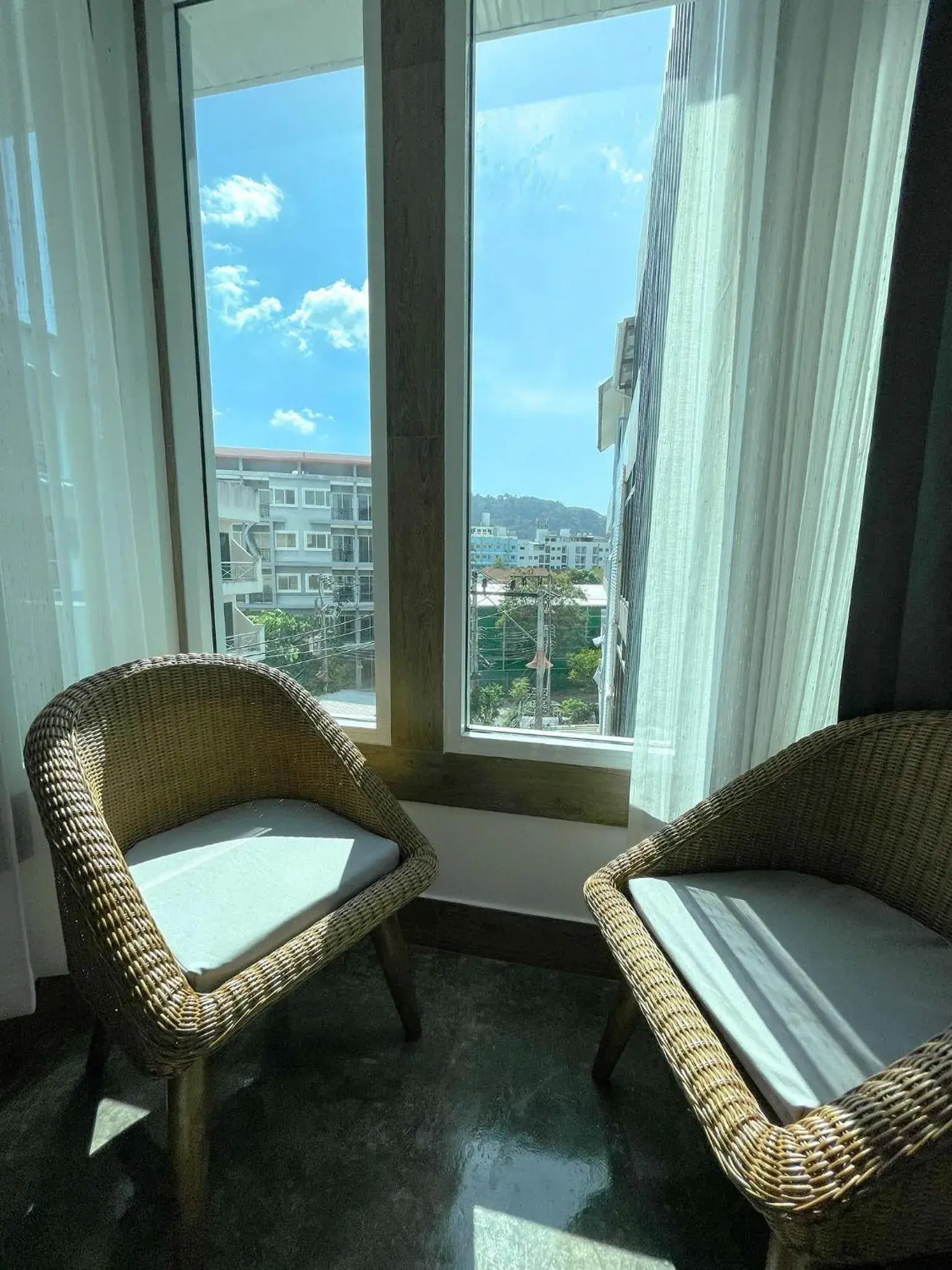 Deluxe King Room in Le Cartier Deluxe King Room in Le Cartier