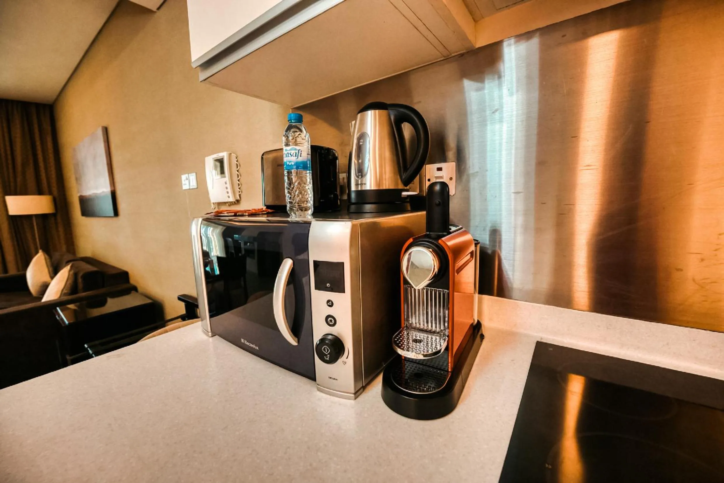 Coffee/tea facilities in Emaar Fashion Avenue one bedroom - Formerly Address Dubai Mall Four Apple Holiday Homes