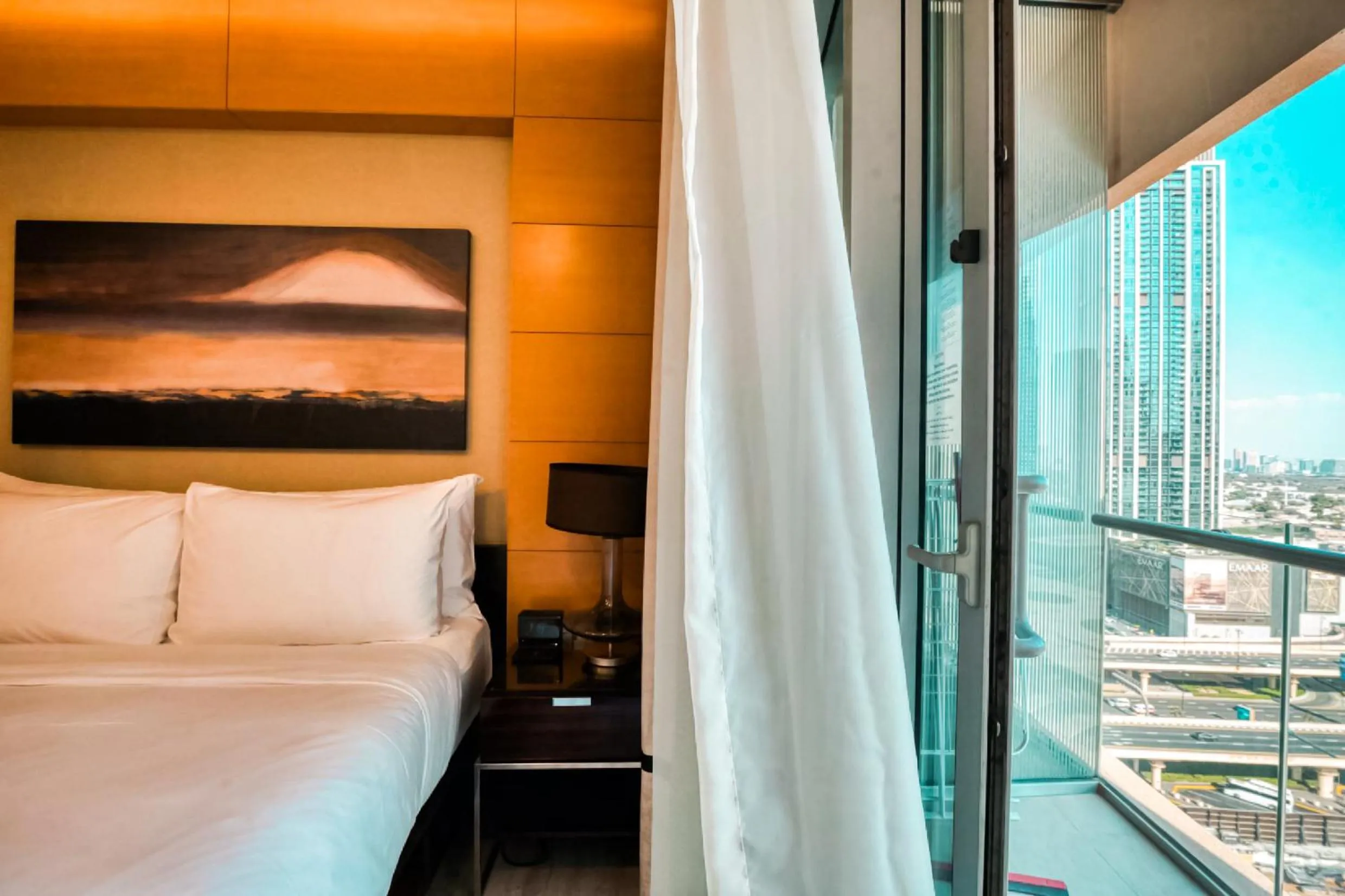 Bed in Emaar Fashion Avenue one bedroom - Formerly Address Dubai Mall Four Apple Holiday Homes