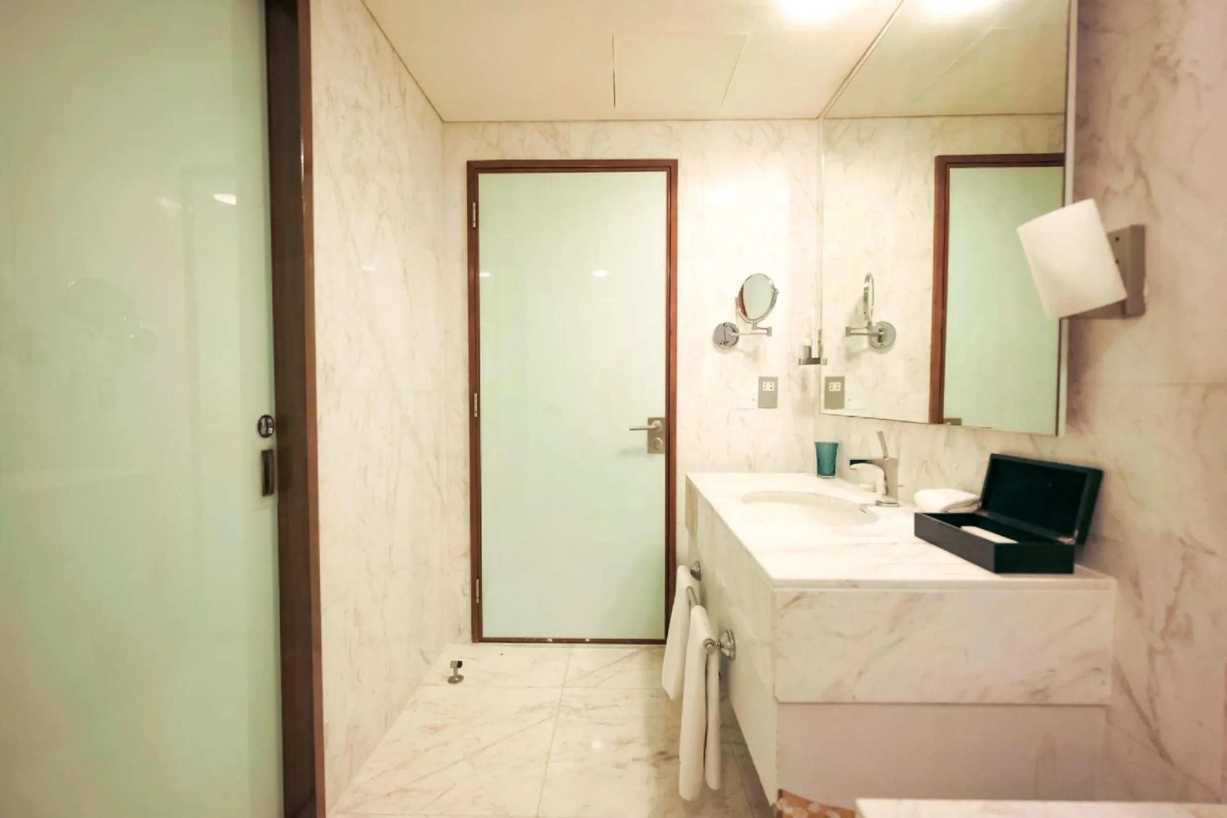 Bathroom in Emaar Fashion Avenue one bedroom - Formerly Address Dubai Mall Four Apple Holiday Homes