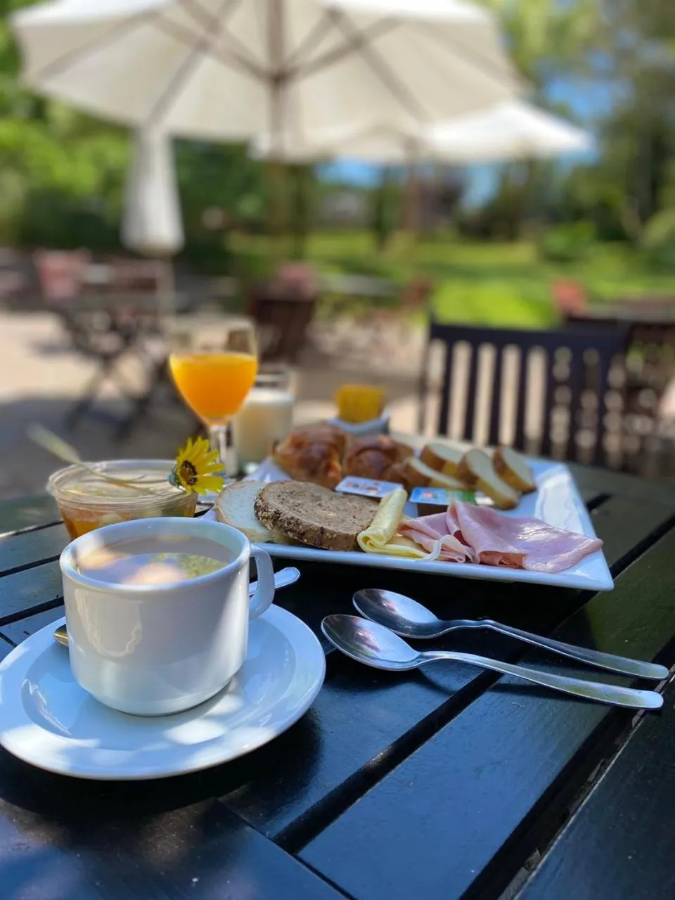 Breakfast in Hotel del Bosque