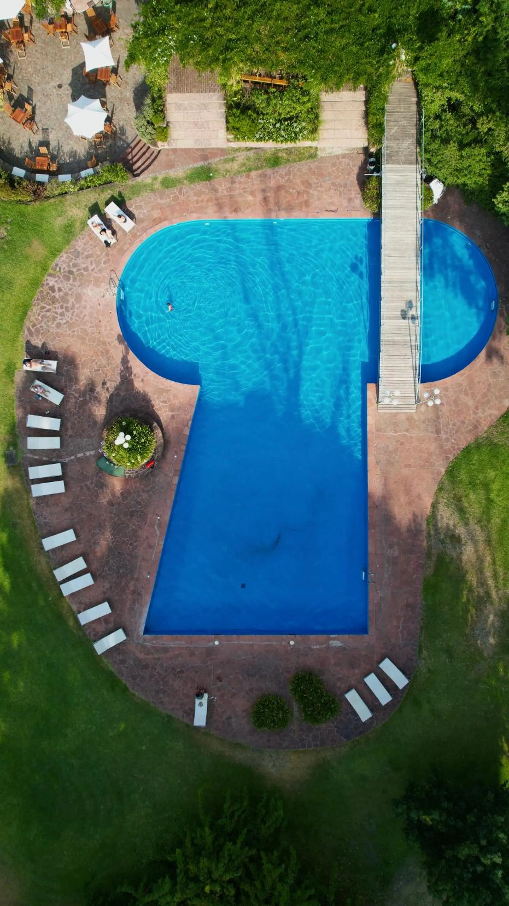 Swimming pool in Hotel del Bosque