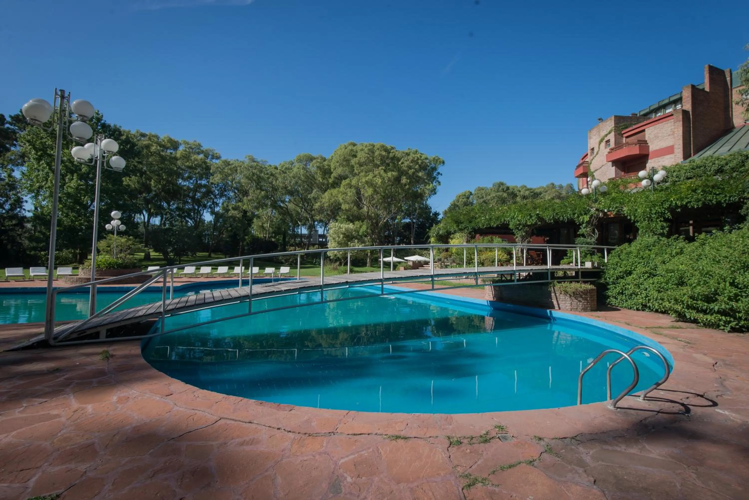 Swimming pool in Hotel del Bosque