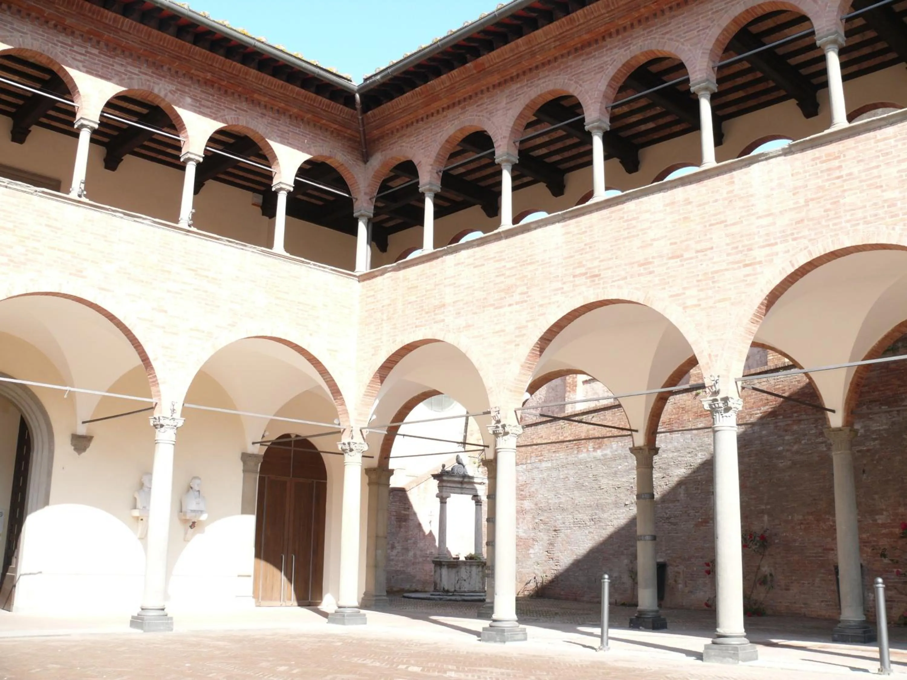 Property building in Hotel Alma Domus