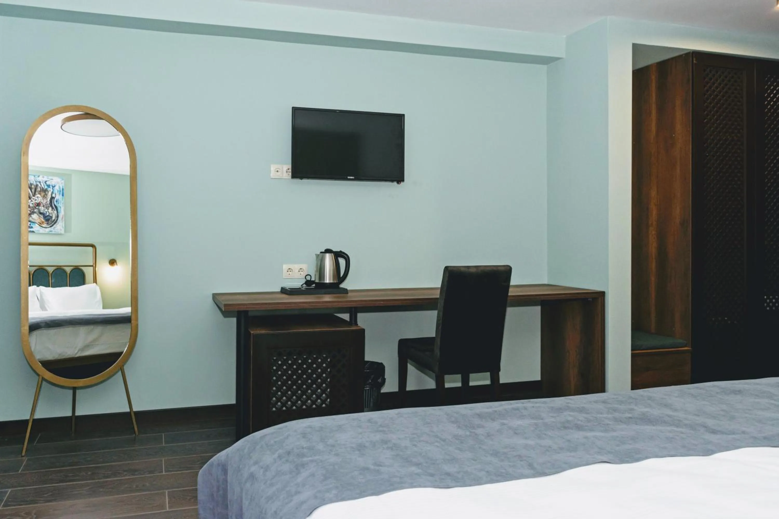 Photo of the whole room in Paliani Hotel