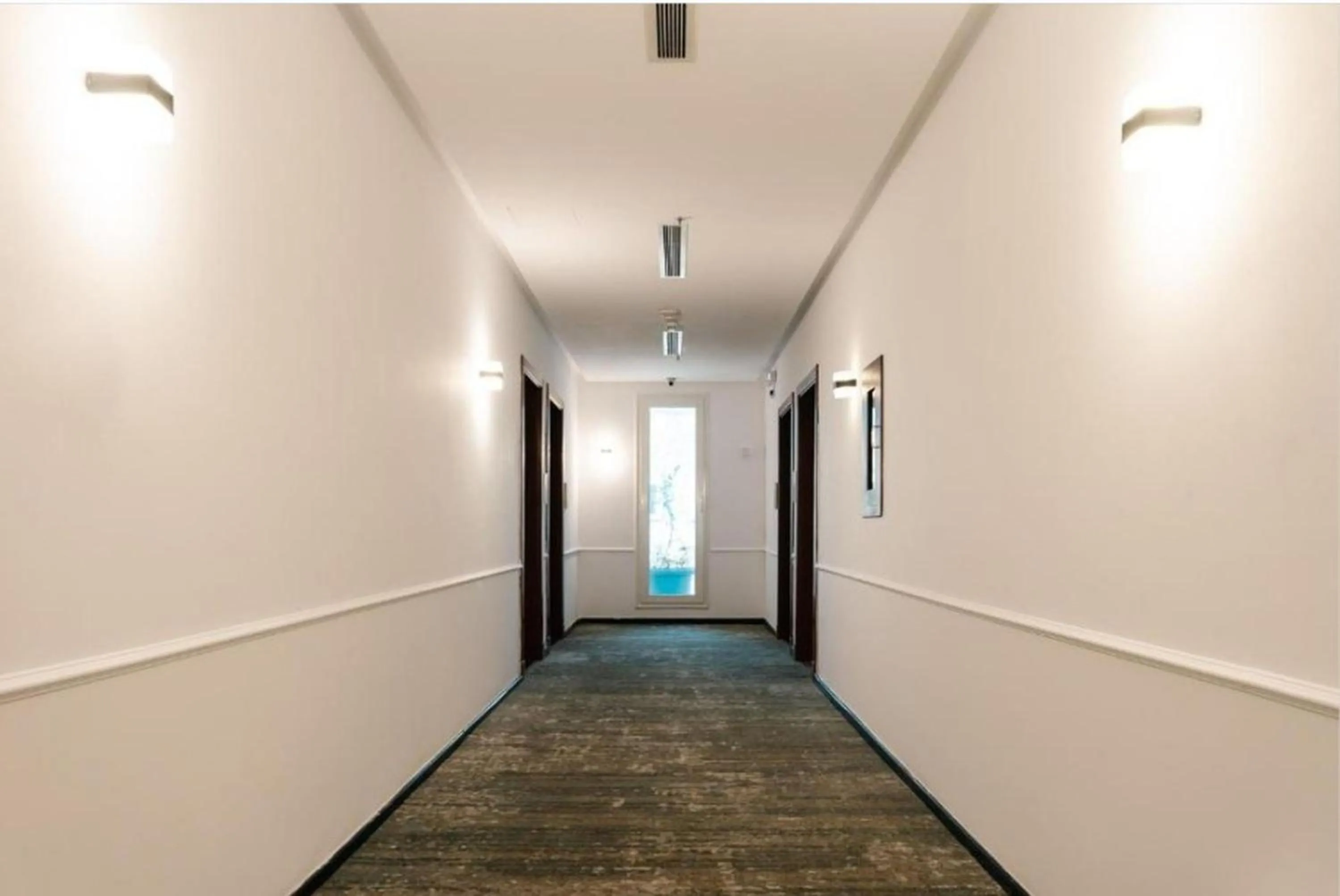 Area and facilities in Sunday Gateway Jeddah Formerly Beach Garden Hotel