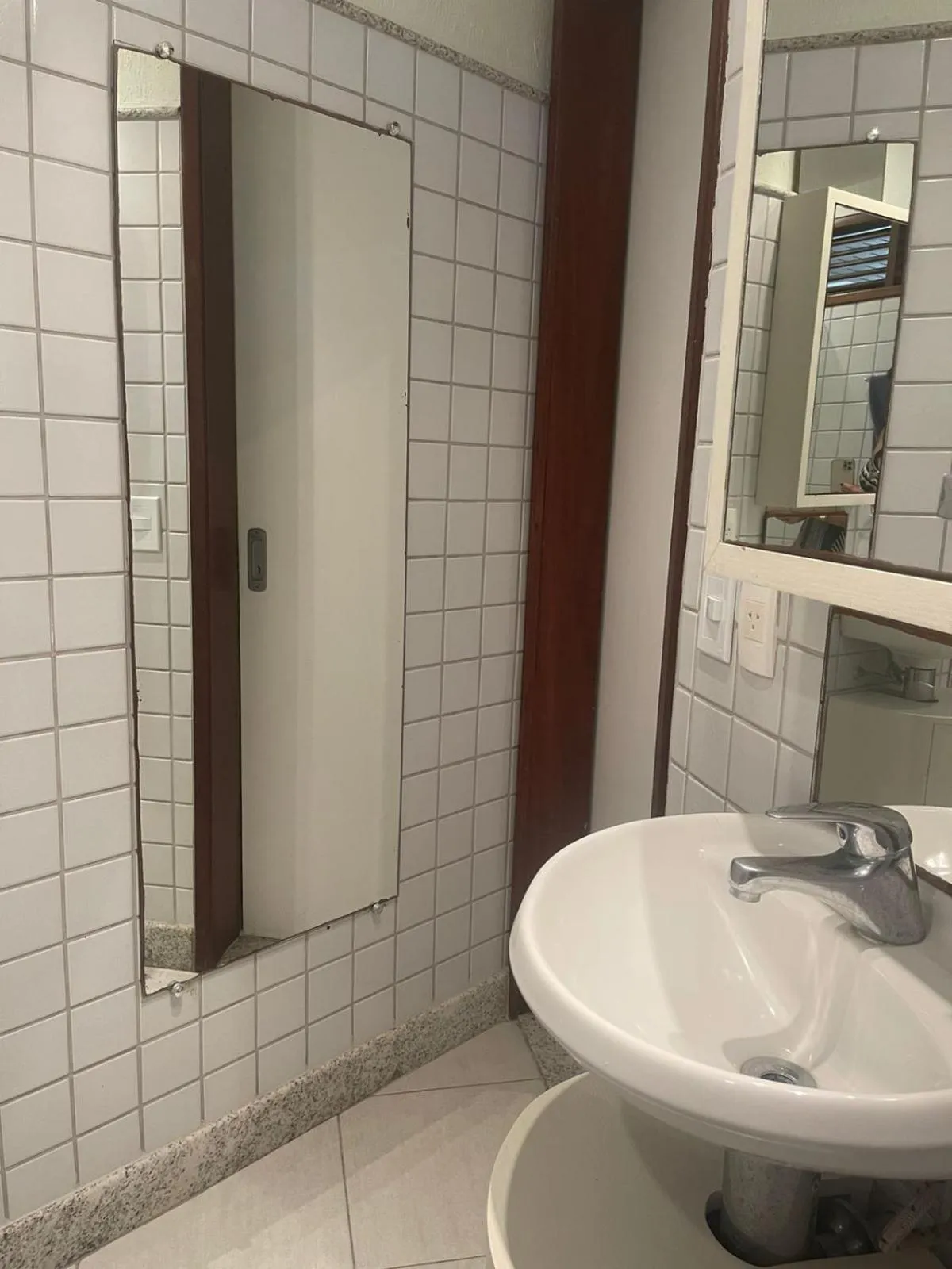 Bathroom in Flat NANNAI RESIDENCE