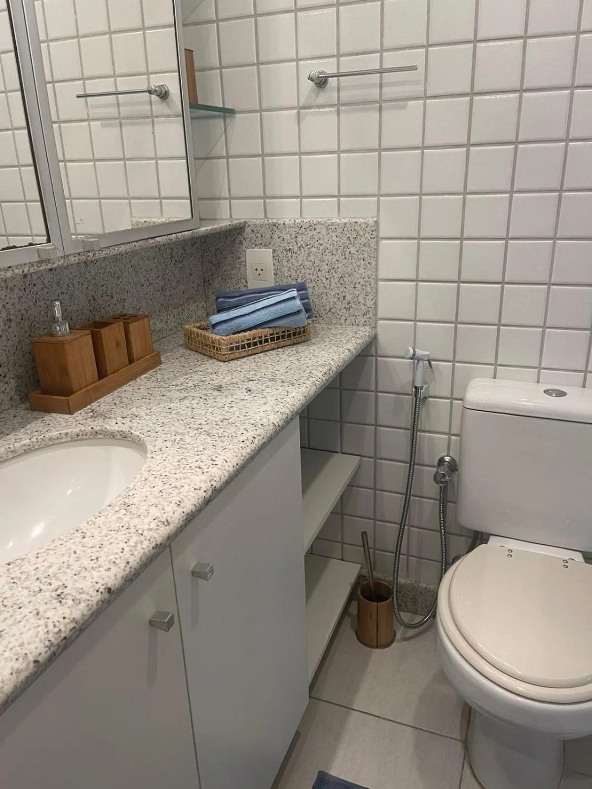 Bathroom in Flat NANNAI RESIDENCE