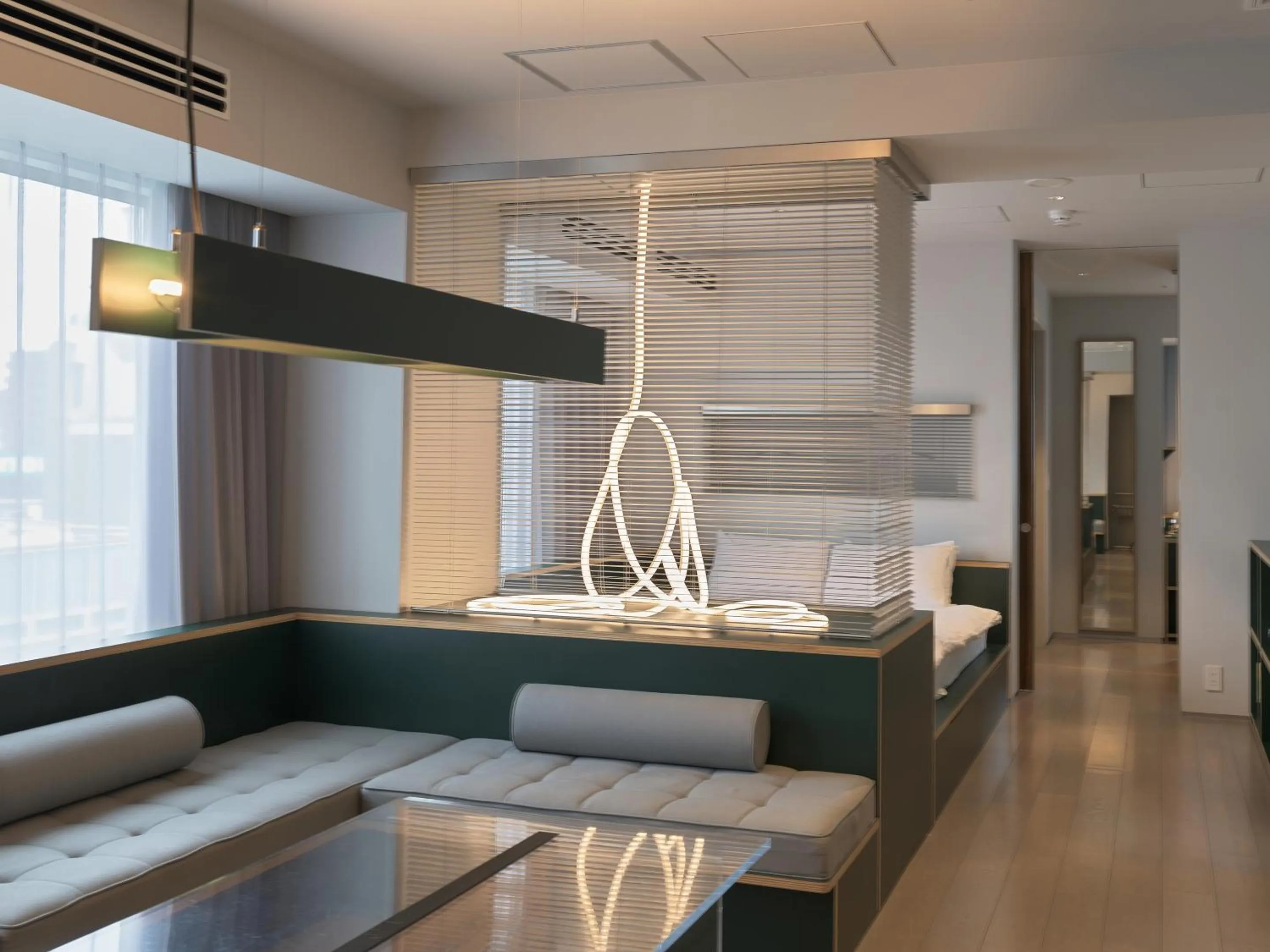 Photo of the whole room, Bed in all day place shibuya