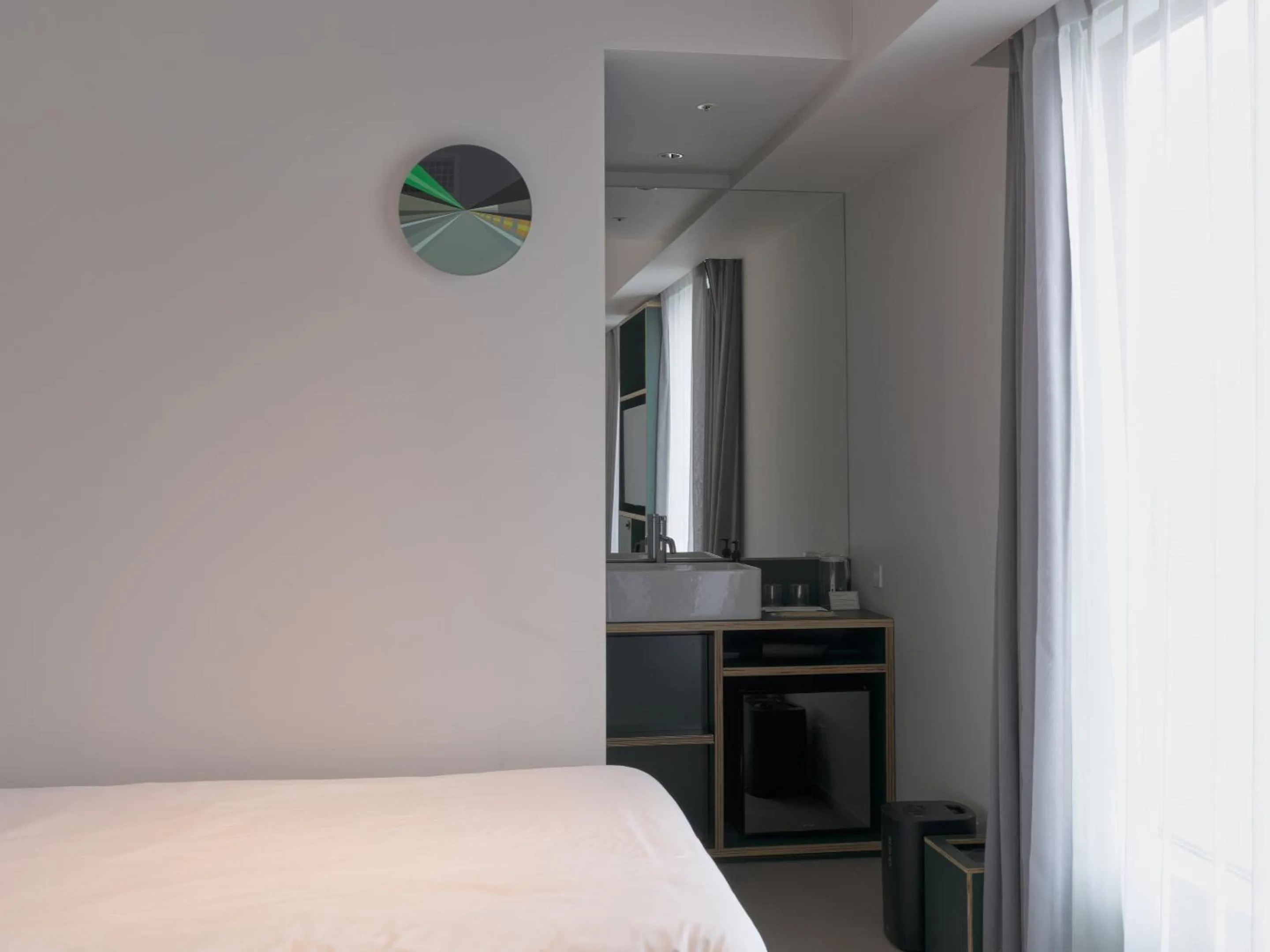 Photo of the whole room, Bed in all day place shibuya