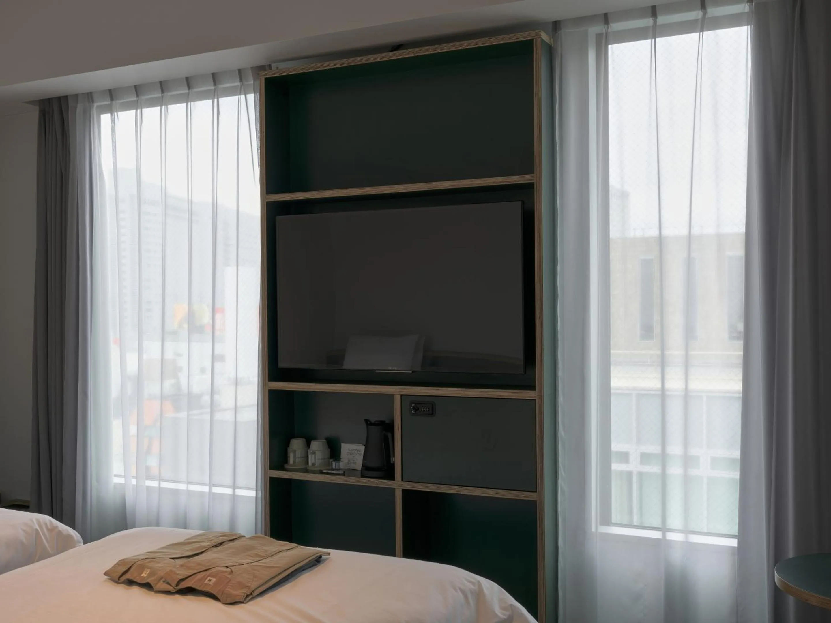 TV and multimedia, Bed in all day place shibuya