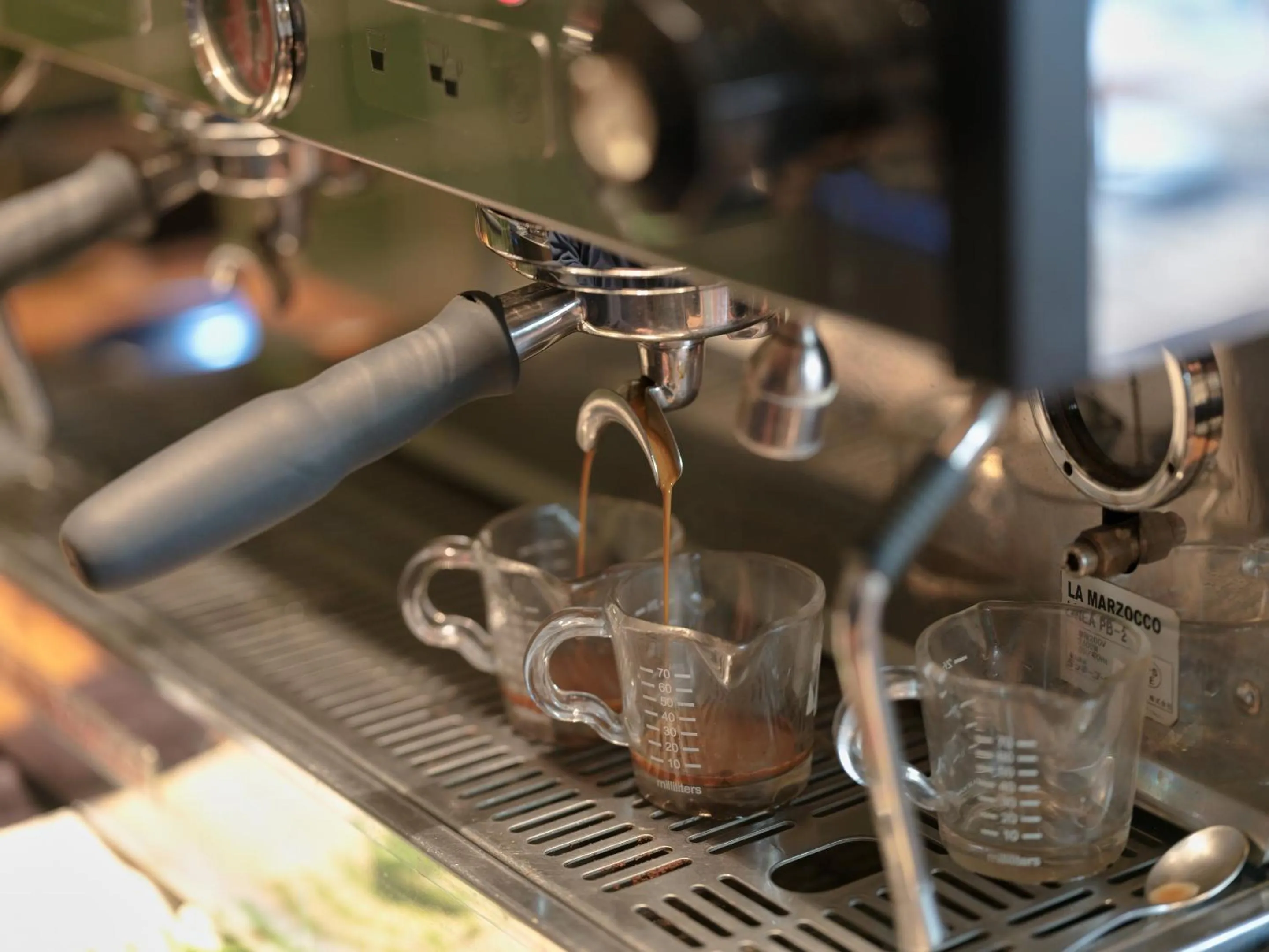 Restaurant/places to eat in all day place shibuya