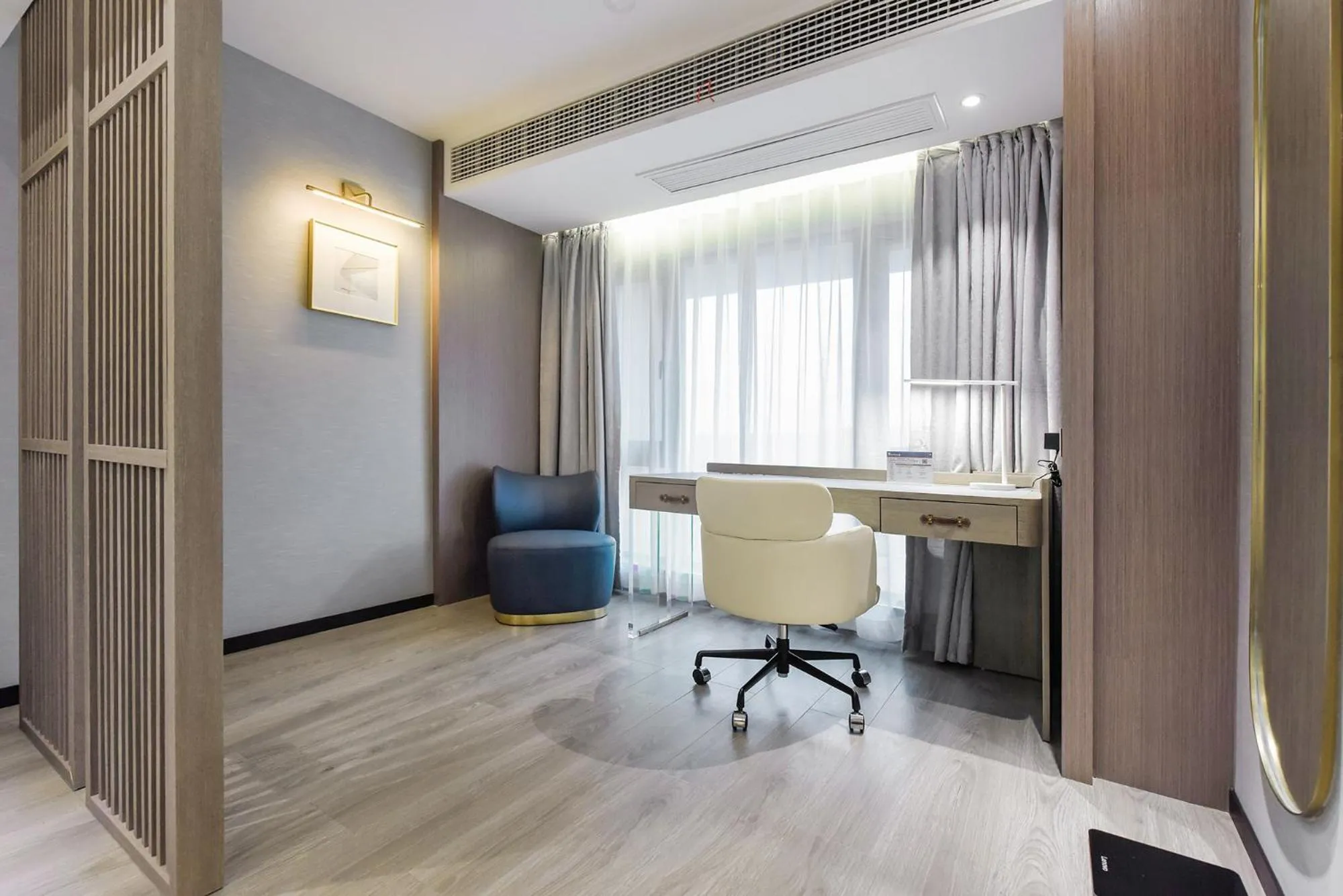 Seating area in Kuanrong Suites Hotel Liangjiang love sea shopping park