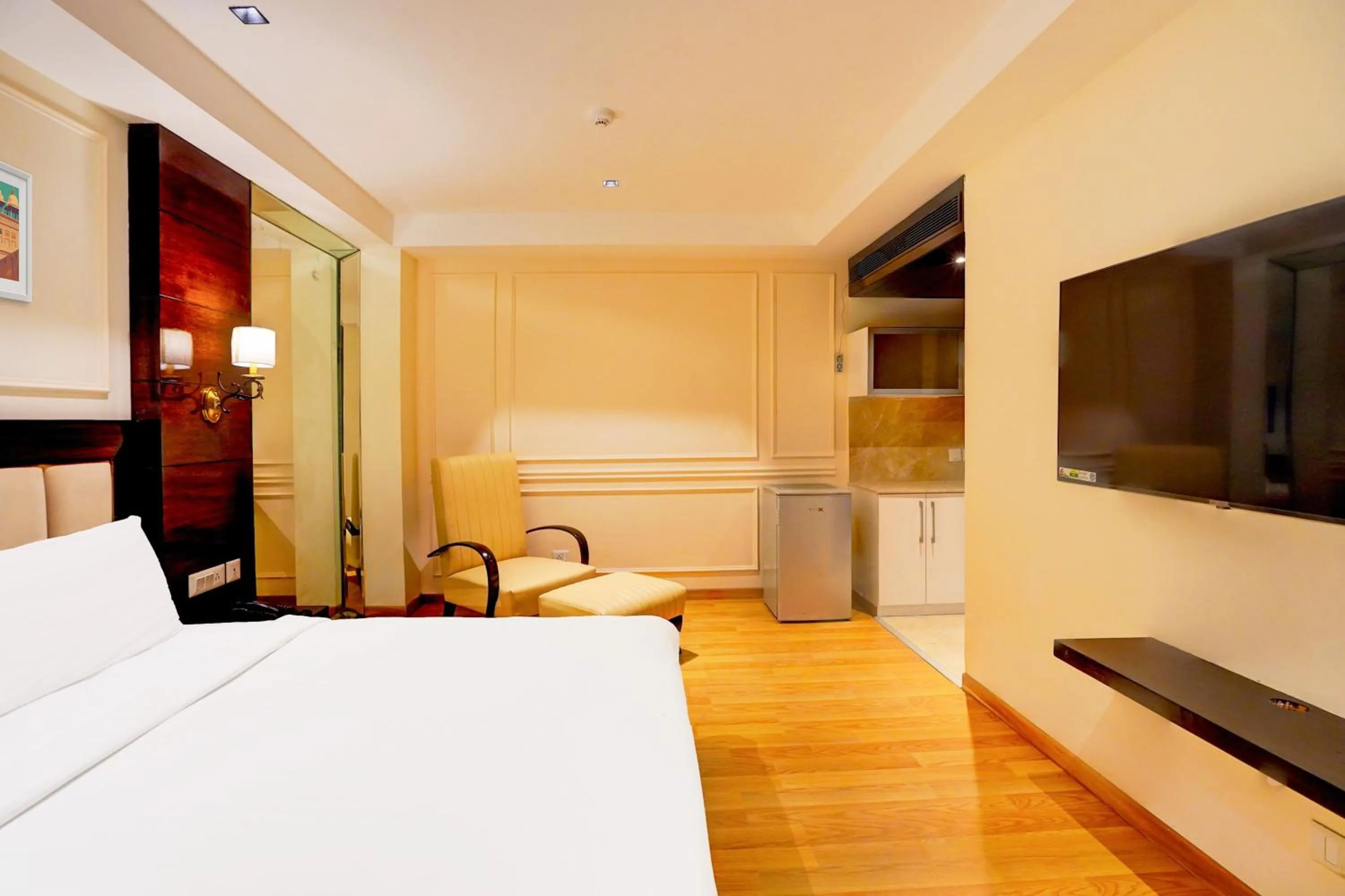 Bedroom, Bed in Palette South Delhi Formerly Imperial Villa