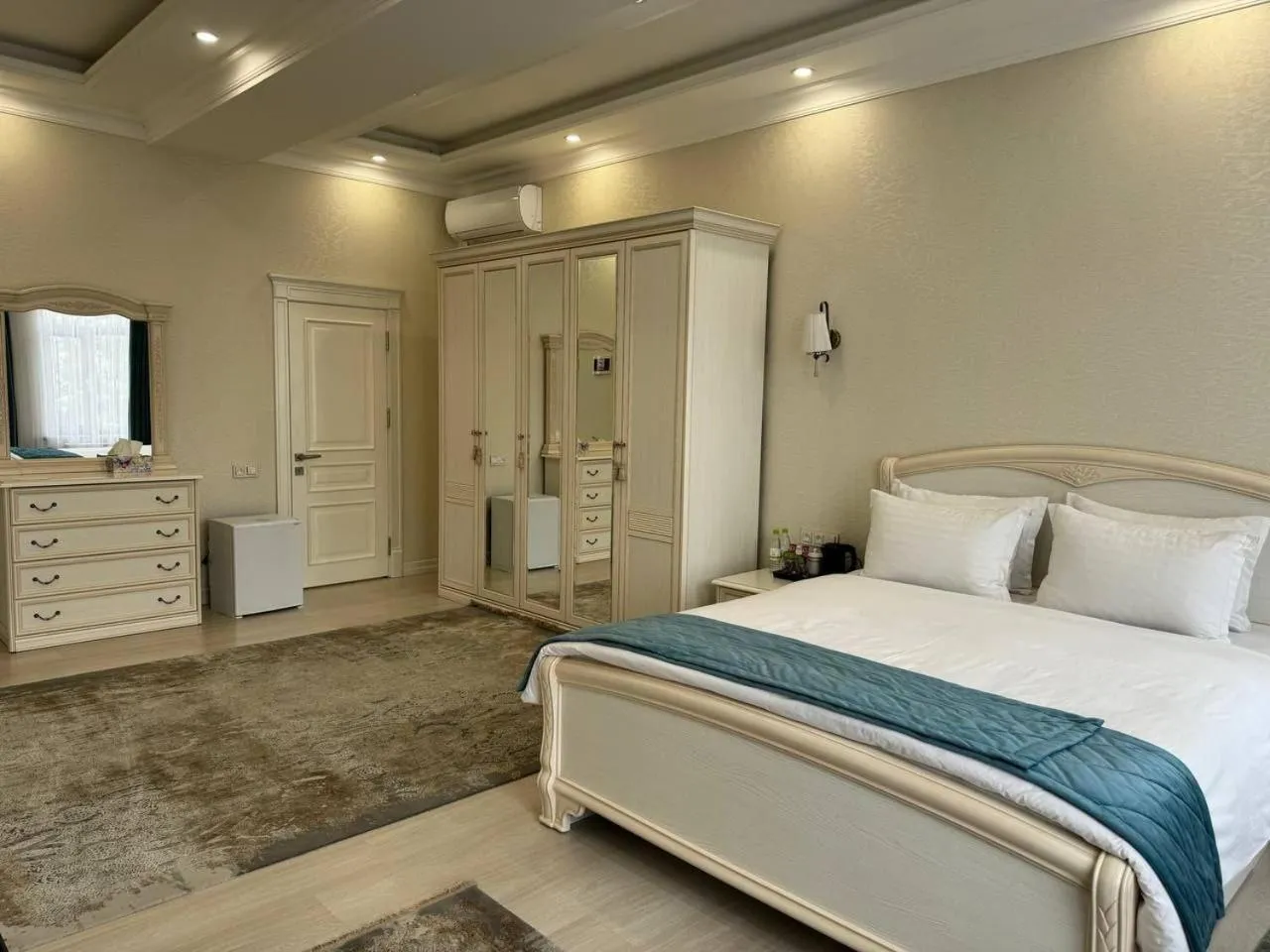 Bed in al Madina Hotel Samarkand