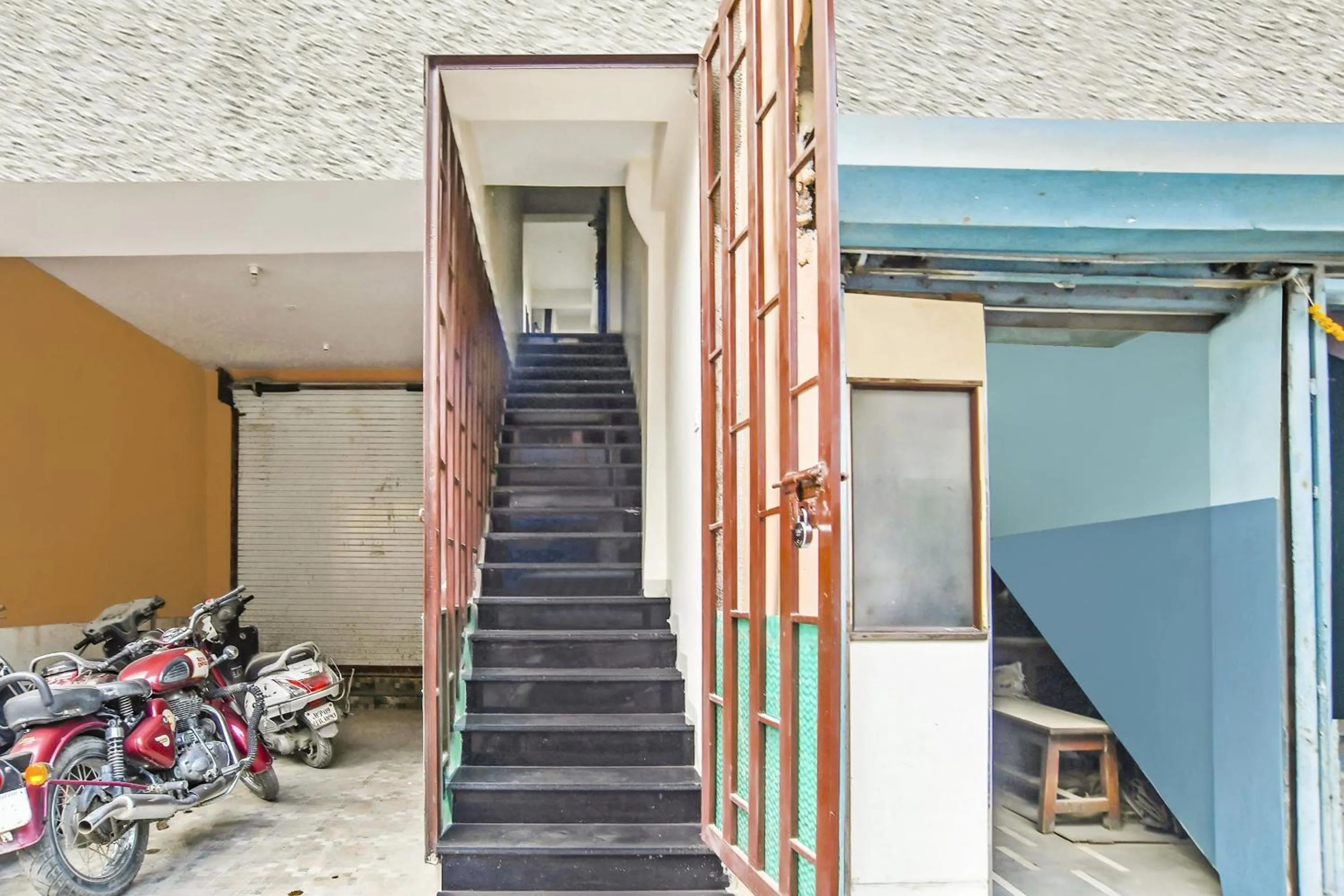 Facade/entrance in Super Collection O Verena