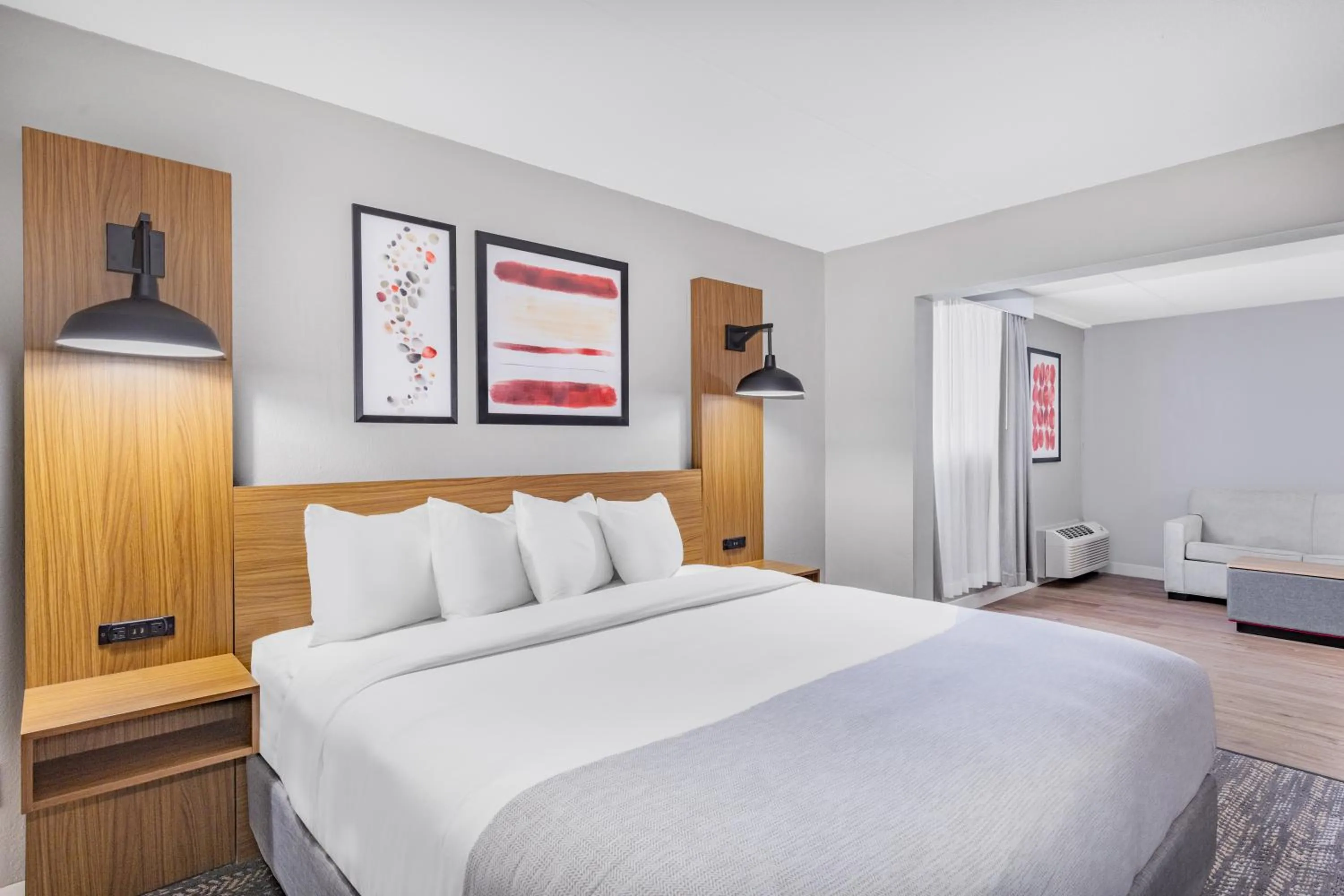 Bedroom, Bed in Hawthorn Extended Stay by Wyndham Wichita Airport