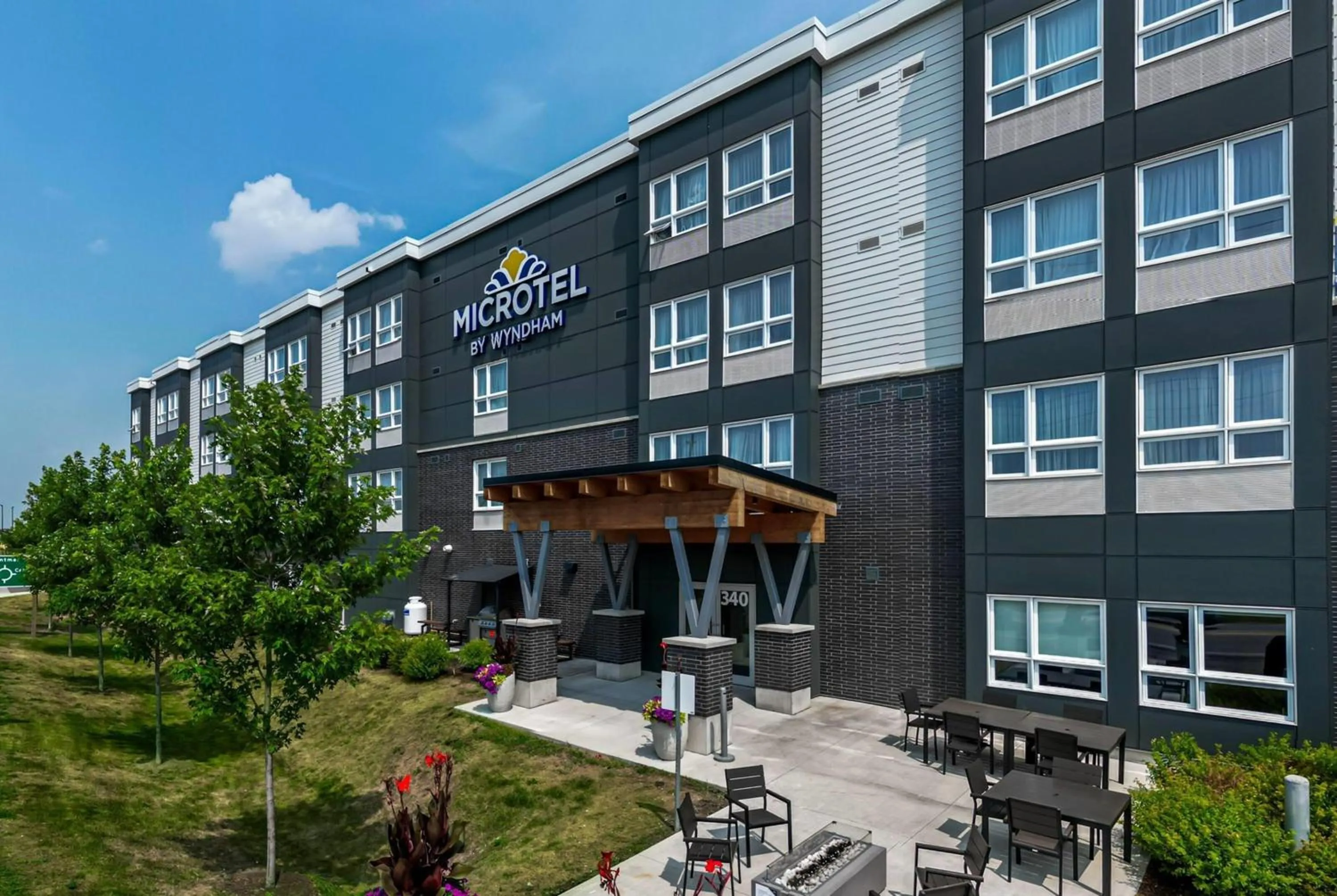 Property building in Microtel Inn & Suites by Wyndham Kanata Ottawa West