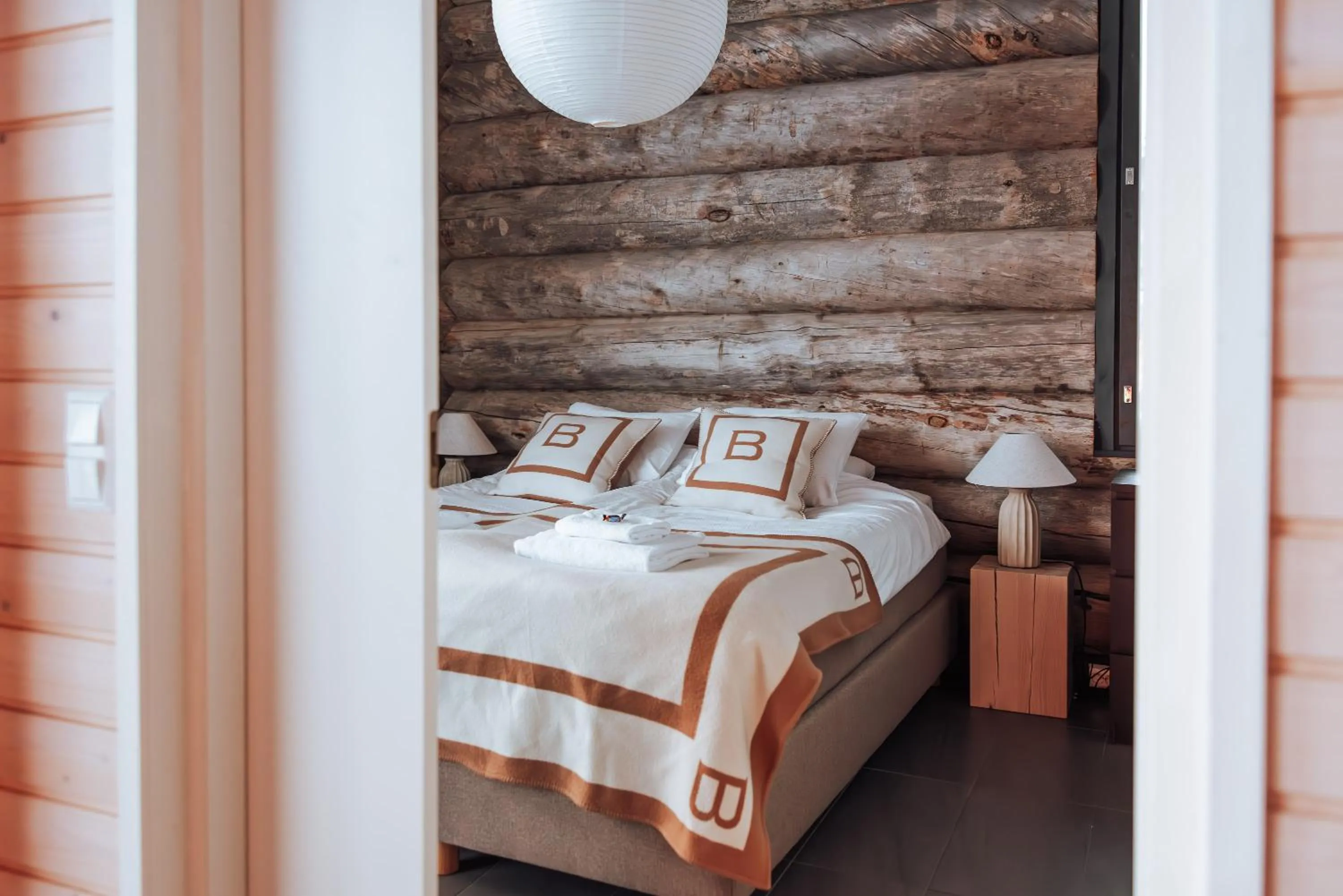 Bed in Aurora Collection