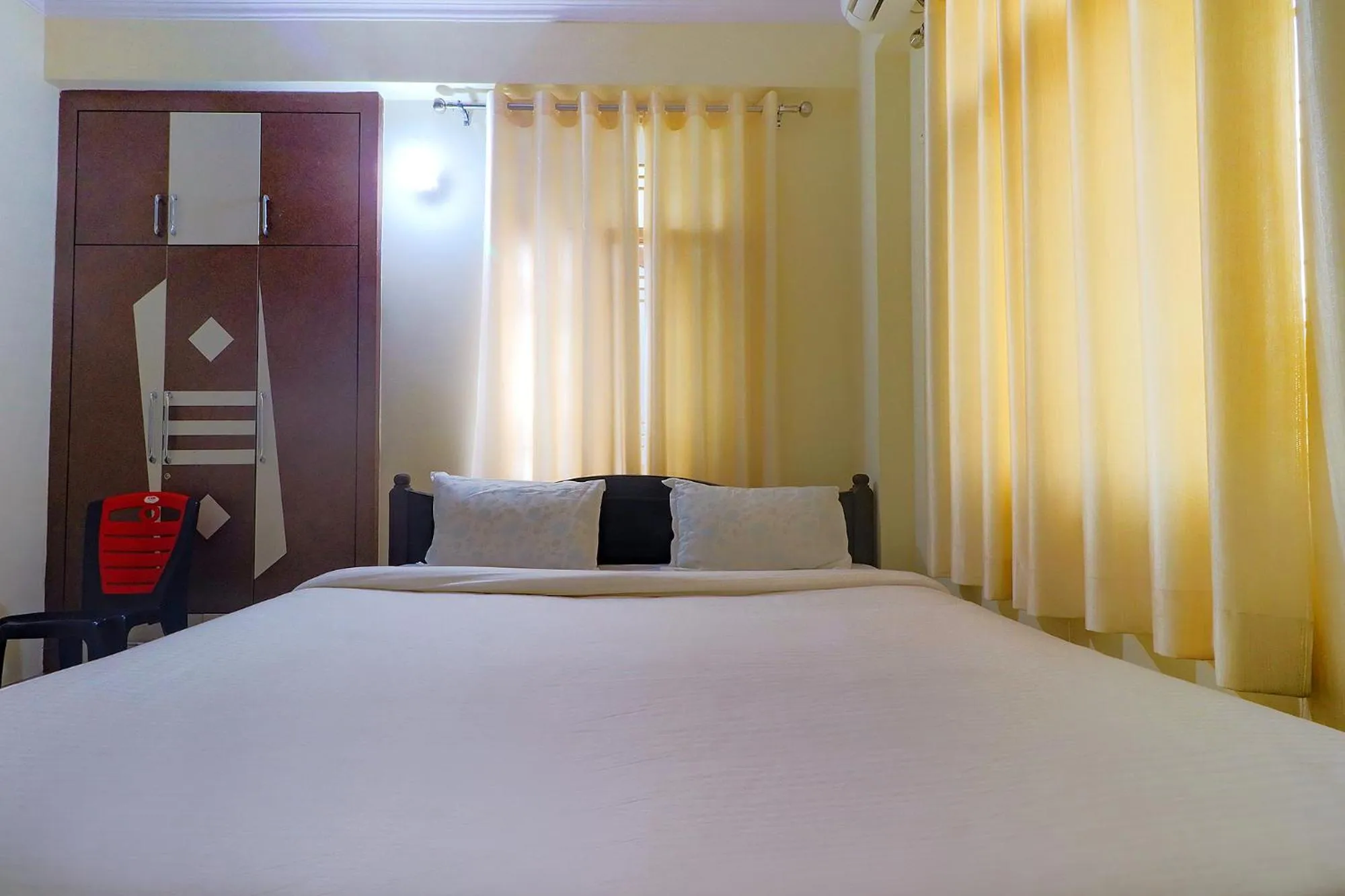 Bed in FabHotel Buddha Residency