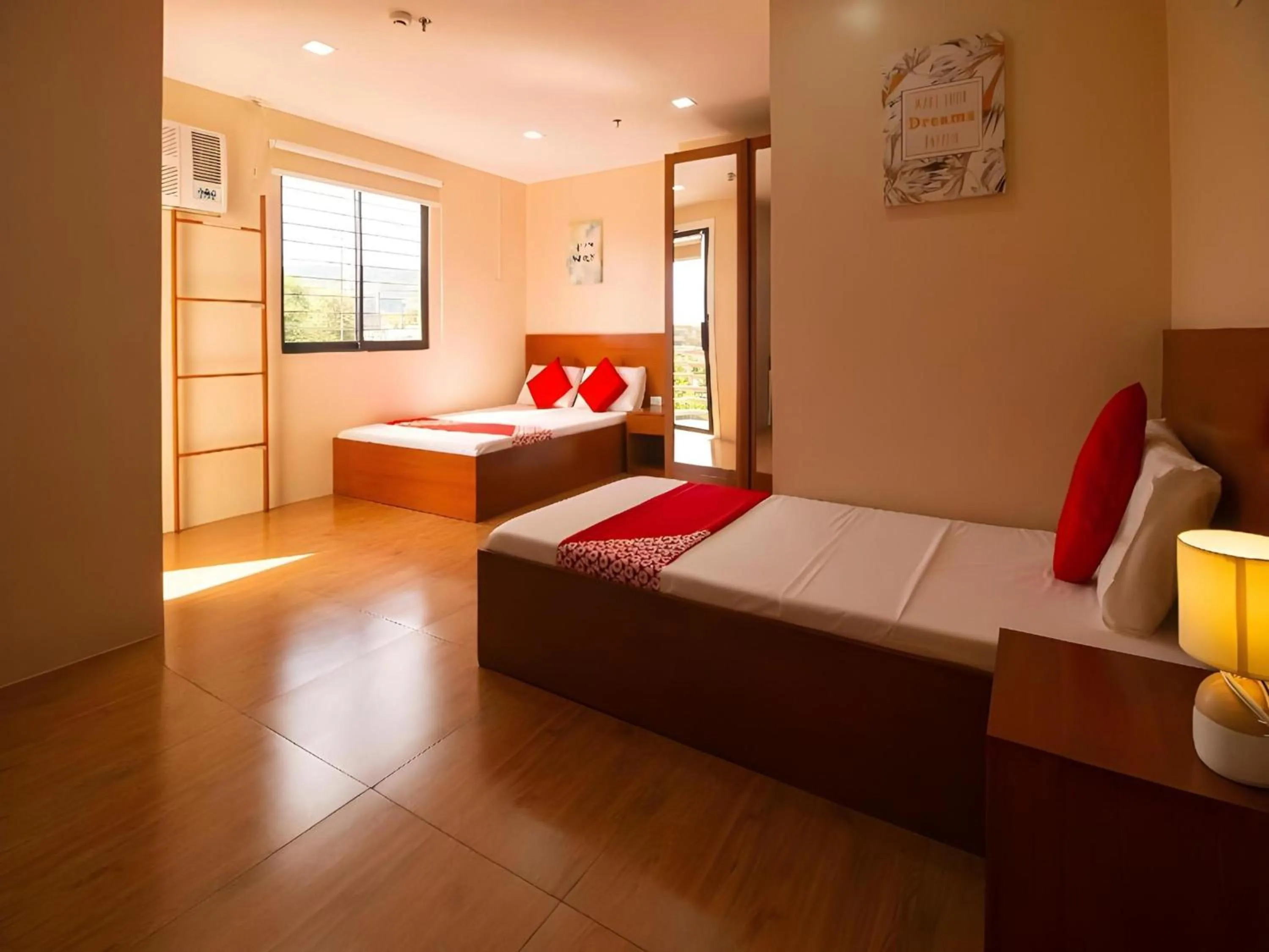 Bedroom, Bed in Super OYO 832 The Teepee Place Hostel & Residence Inn