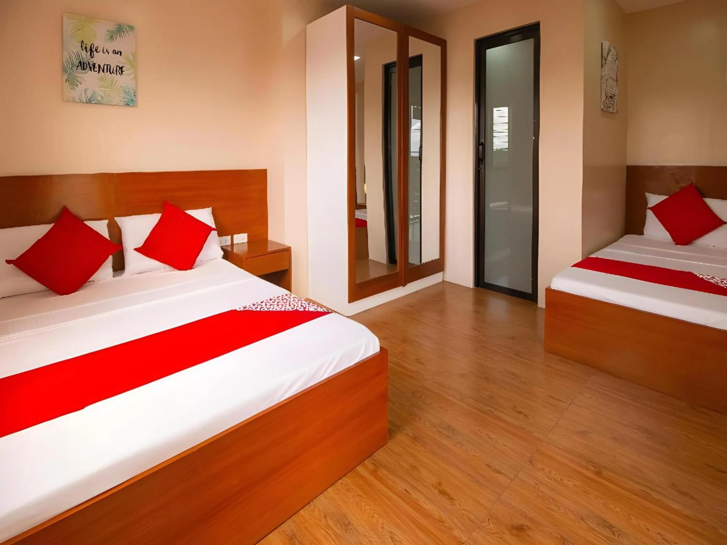 Bedroom, Bed in Super OYO 832 The Teepee Place Hostel & Residence Inn