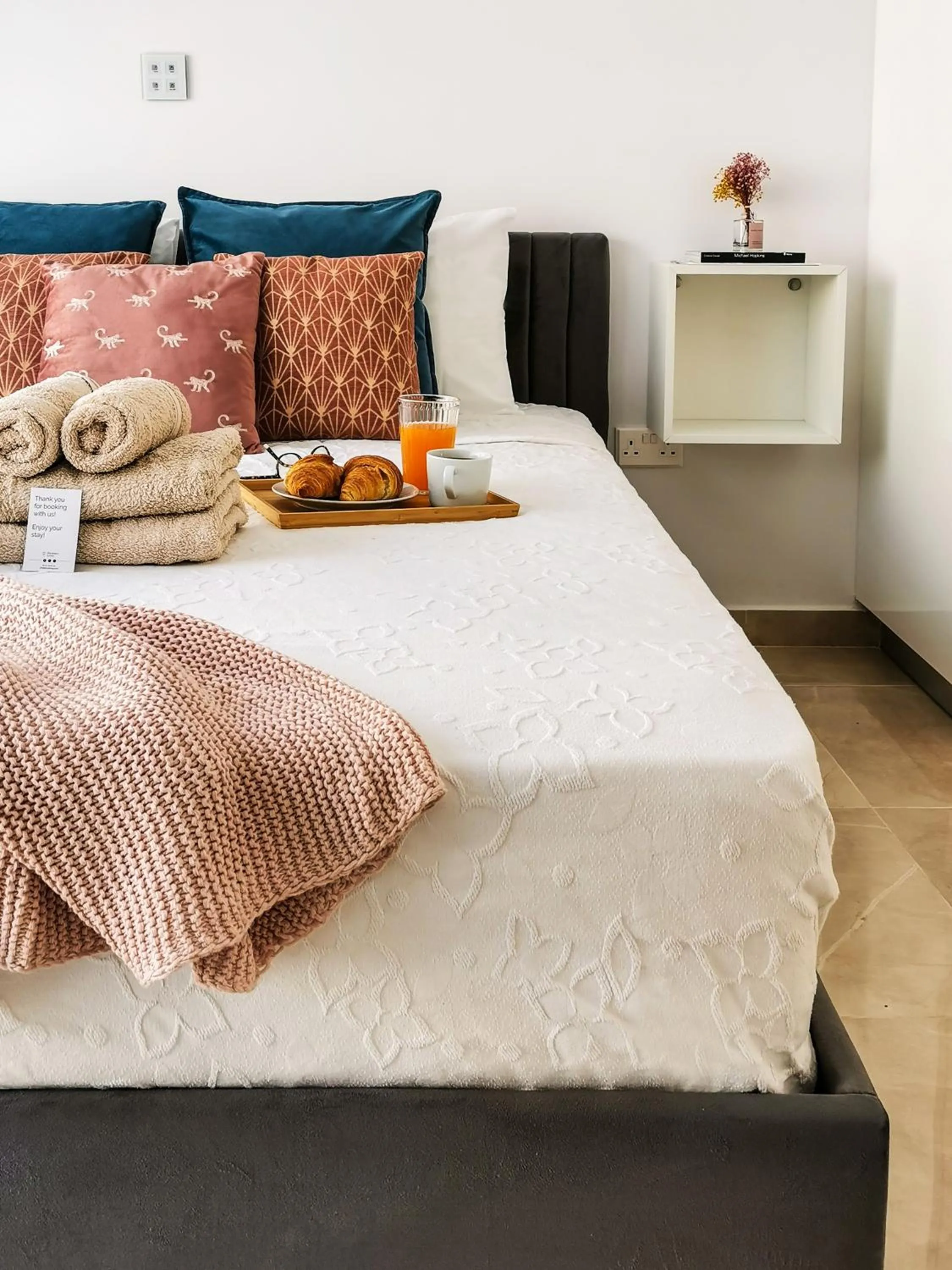 Property building in Phaedrus Living: Luxury Maisonette Lighthouse 60